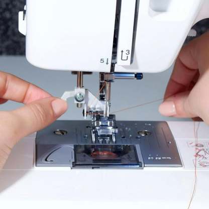 Máquina de Coser Brother ST371HD, máquina de coser reforzada con 37 tipos de puntada, ojal automátic Brother P&H ST371HD ST371HD