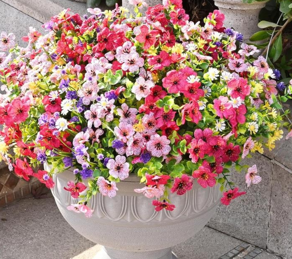 💝𝗧𝗼𝗱𝗮𝘆'𝘀 𝗦𝗽𝗲𝗰𝗶𝗮𝗹𝘀💝Buy 2 Get 2 Free💥Outdoor set of 2 artificial hanging plant baskets in summer