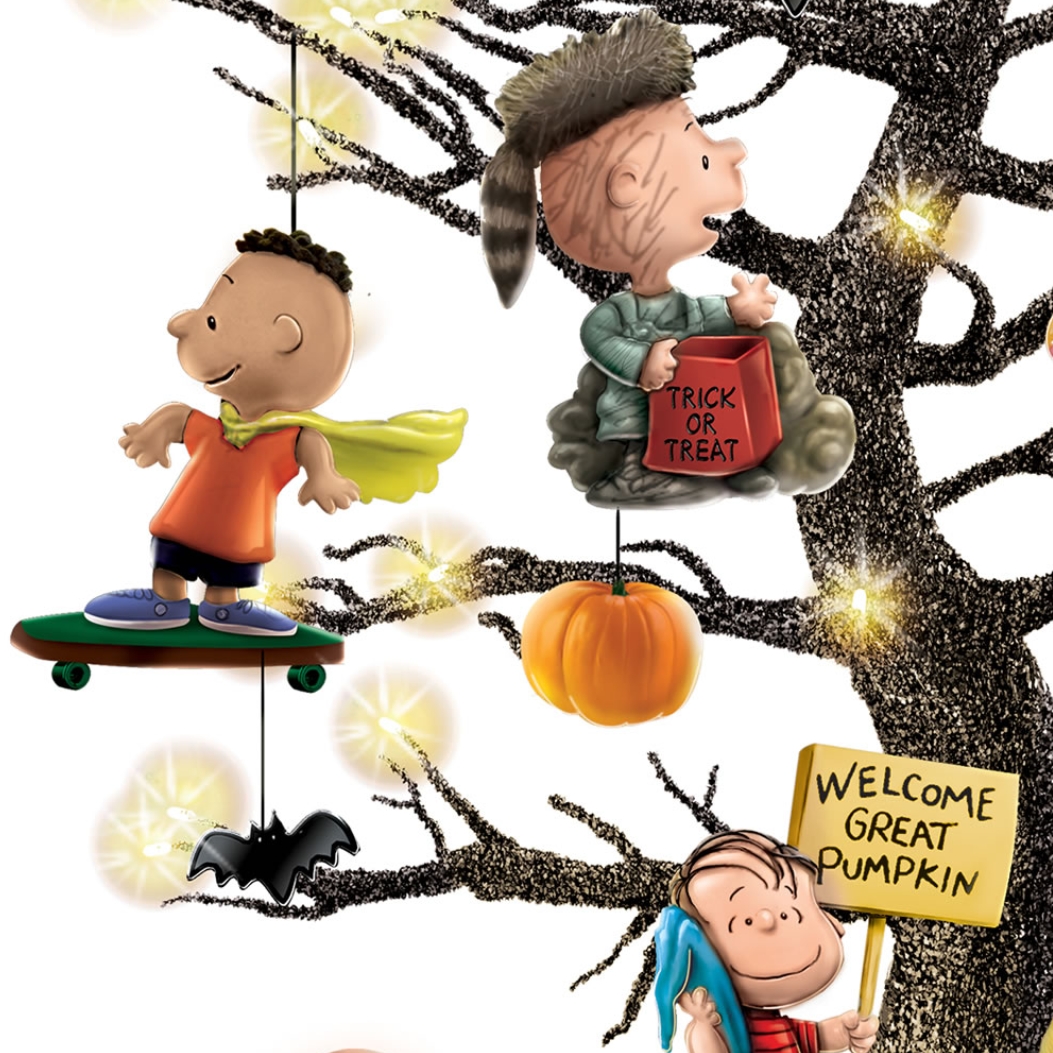 Soon to be sold out!!💝Last Day For Factory Outlet Shop💥"It's The Great Pumpkin" Illuminated Halloween Tree