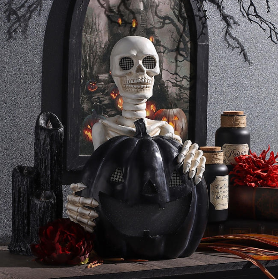 Soon to be sold out!!💝Last Day For Factory Outlet Shop💥Member's Mark 18.5" Pre-Lit Pumpkin with Skeleton