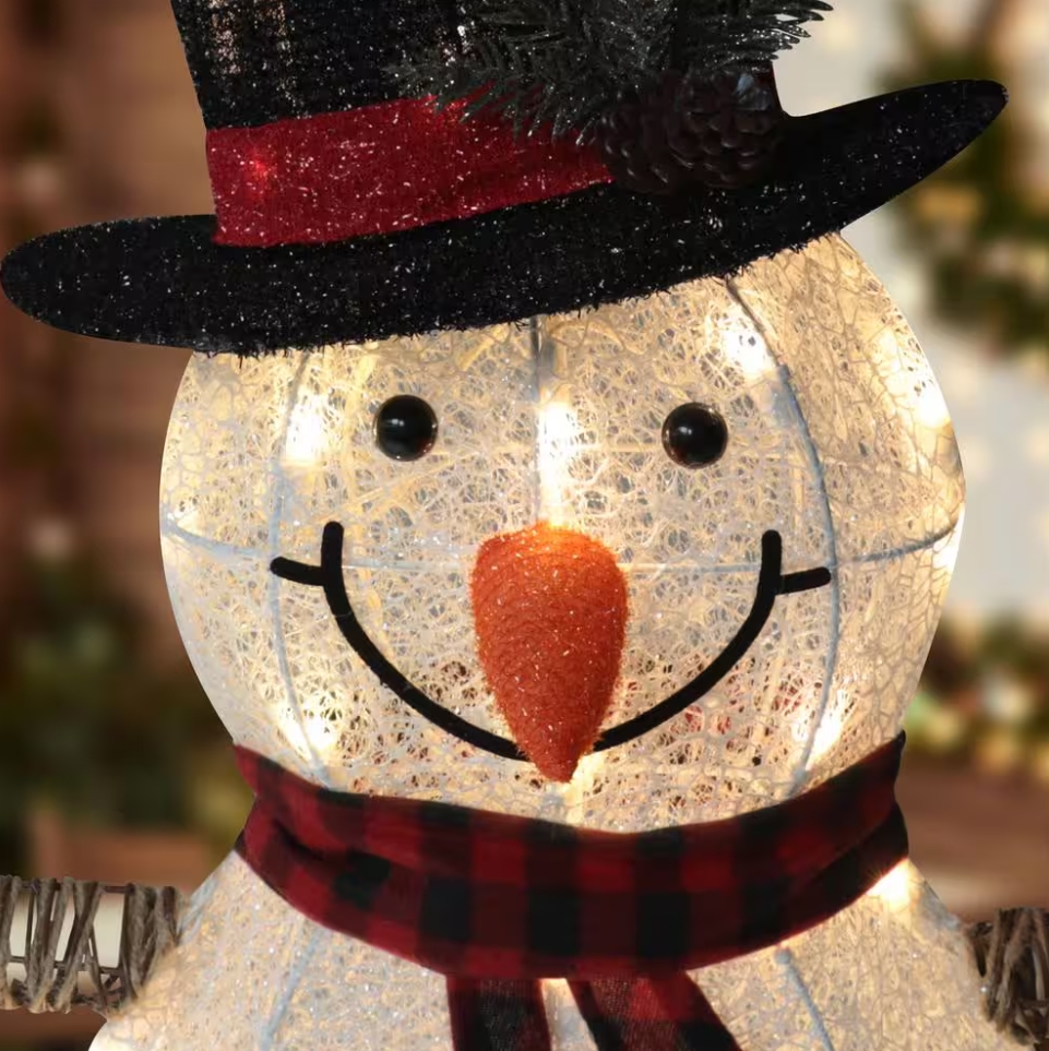Christmas Clearance 💥5 ft. Snowman Outdoor Christmas Holiday Yard Decoration Warm White LED