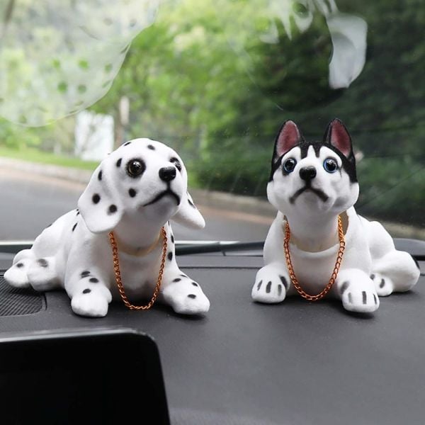 🔥Cute Auto Bobble-head Dog Ornament