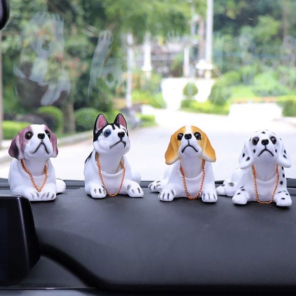 🔥Cute Auto Bobble-head Dog Ornament