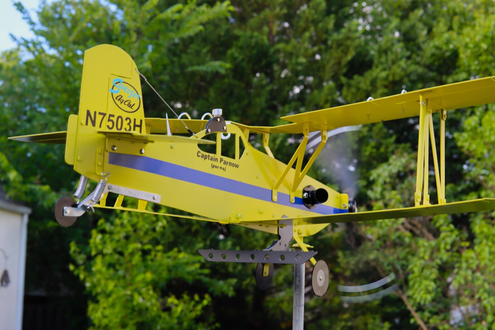 Agricultural Airplane Wind Spinner — Outdoor Farm-Inspired Decor That Moves With the Wind