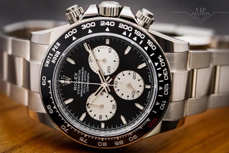 Daytona "Le Mans" Chronograph Automatic Black Dial Men's Watch Item No. 126529LN-0001