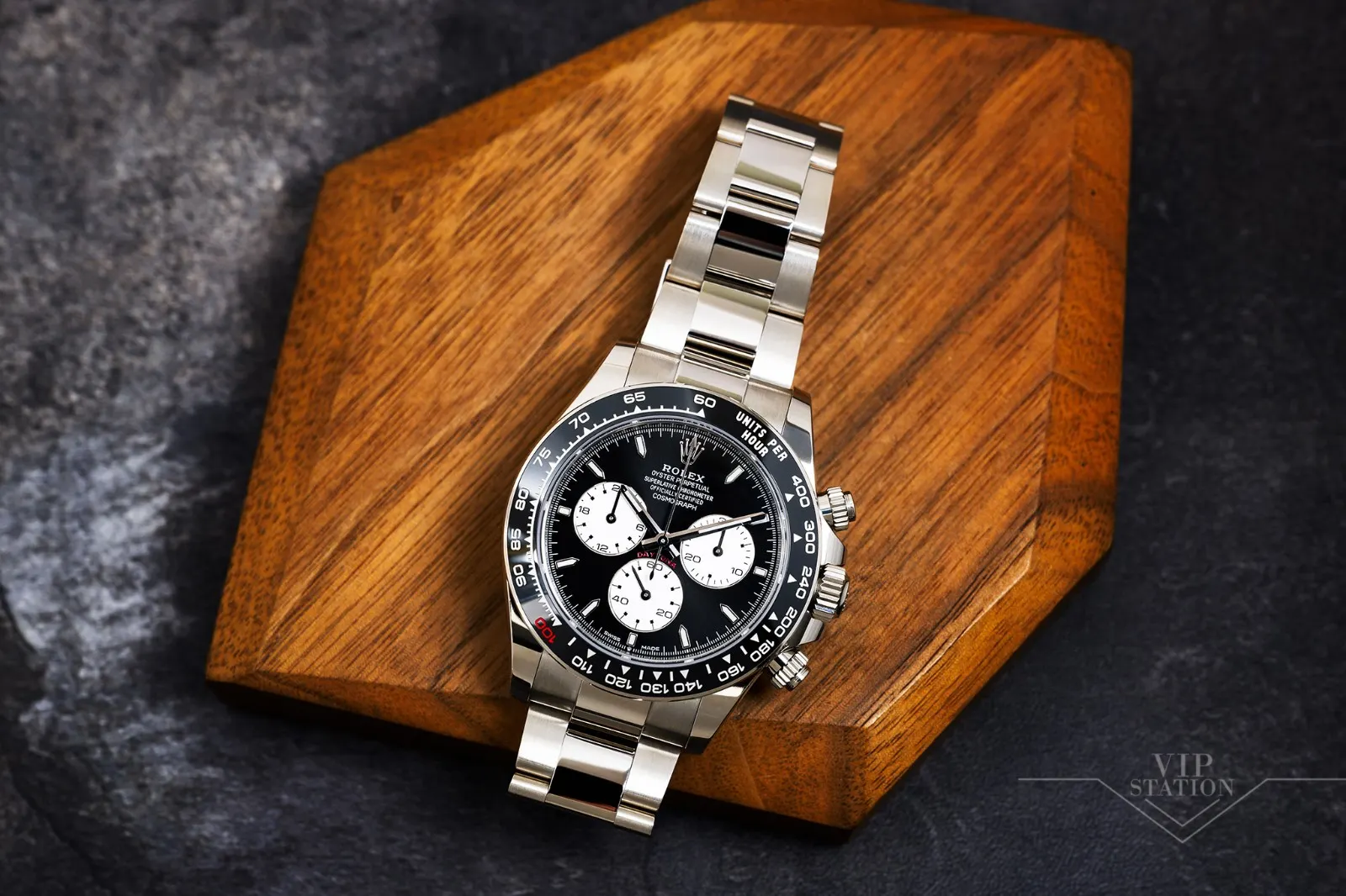 Daytona "Le Mans" Chronograph Automatic Black Dial Men's Watch Item No. 126529LN-0001