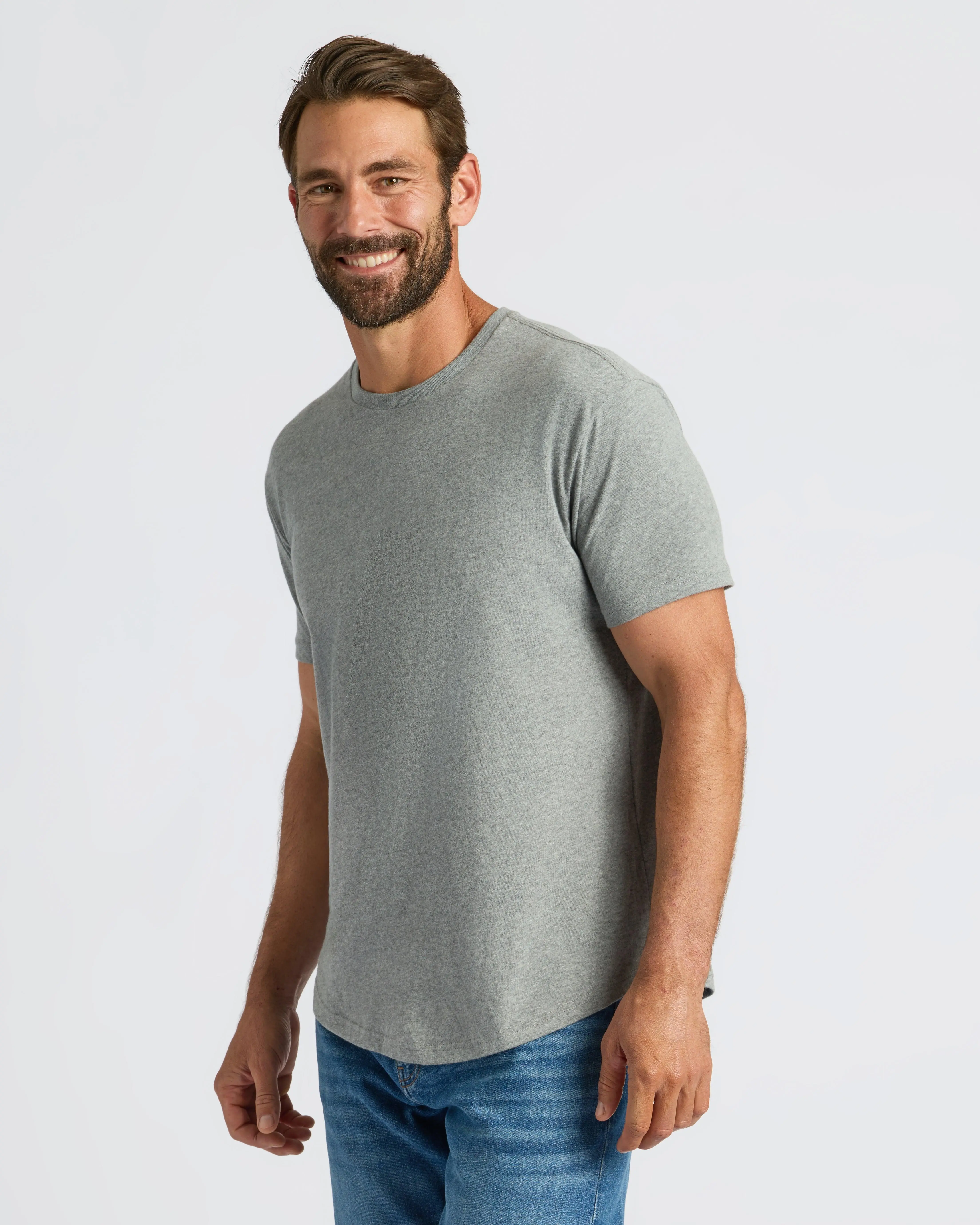 True Classic Men's Curved Hem Crew Neck T-Shirt