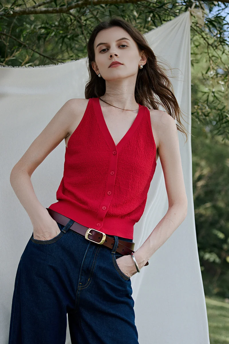 French-Inspired V-Neck Stretch Knitted Sweater Vest