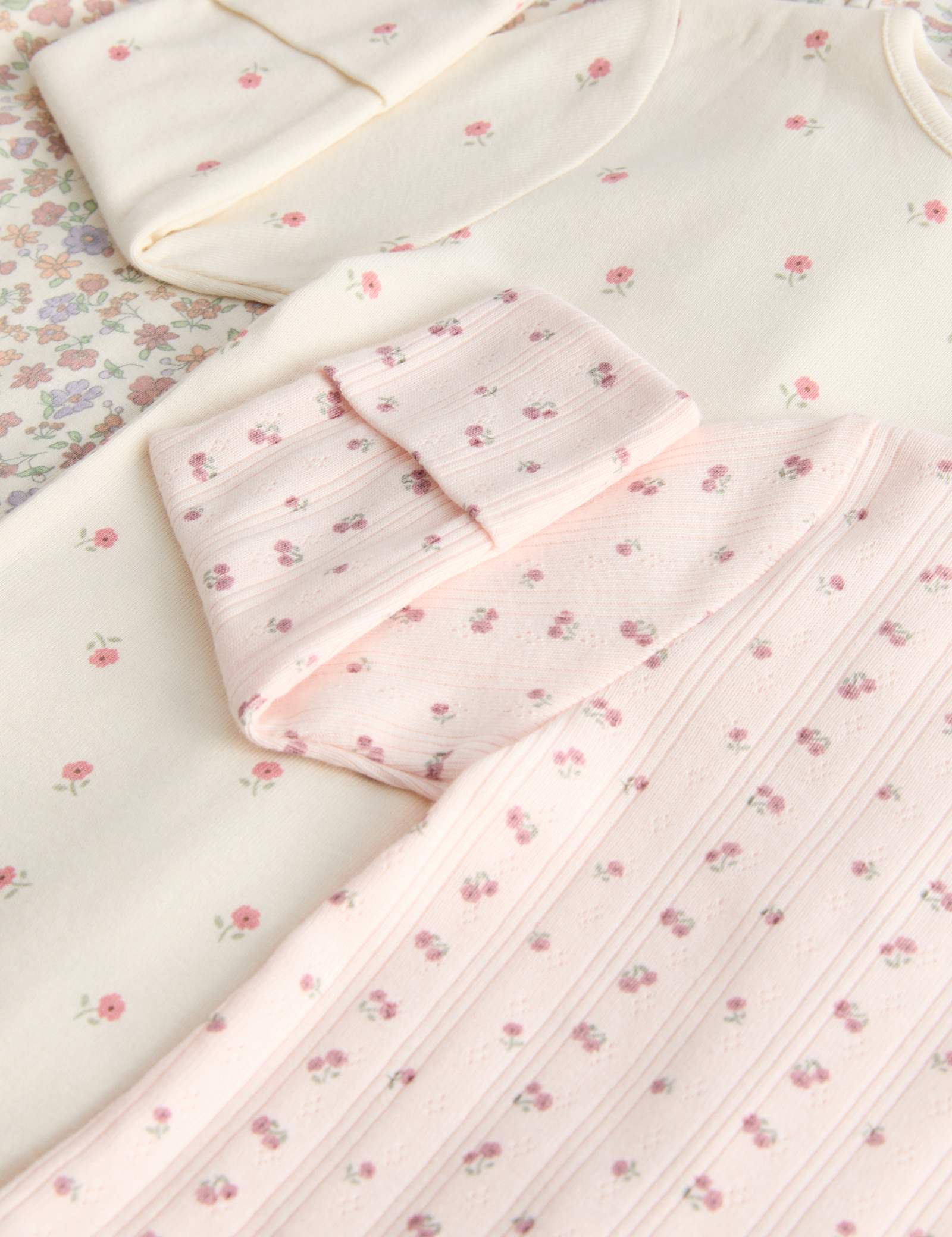 3 Pack Pure Cotton Floral Sleepsuits (6½lbs-3 Yrs) - PALE BLUSH