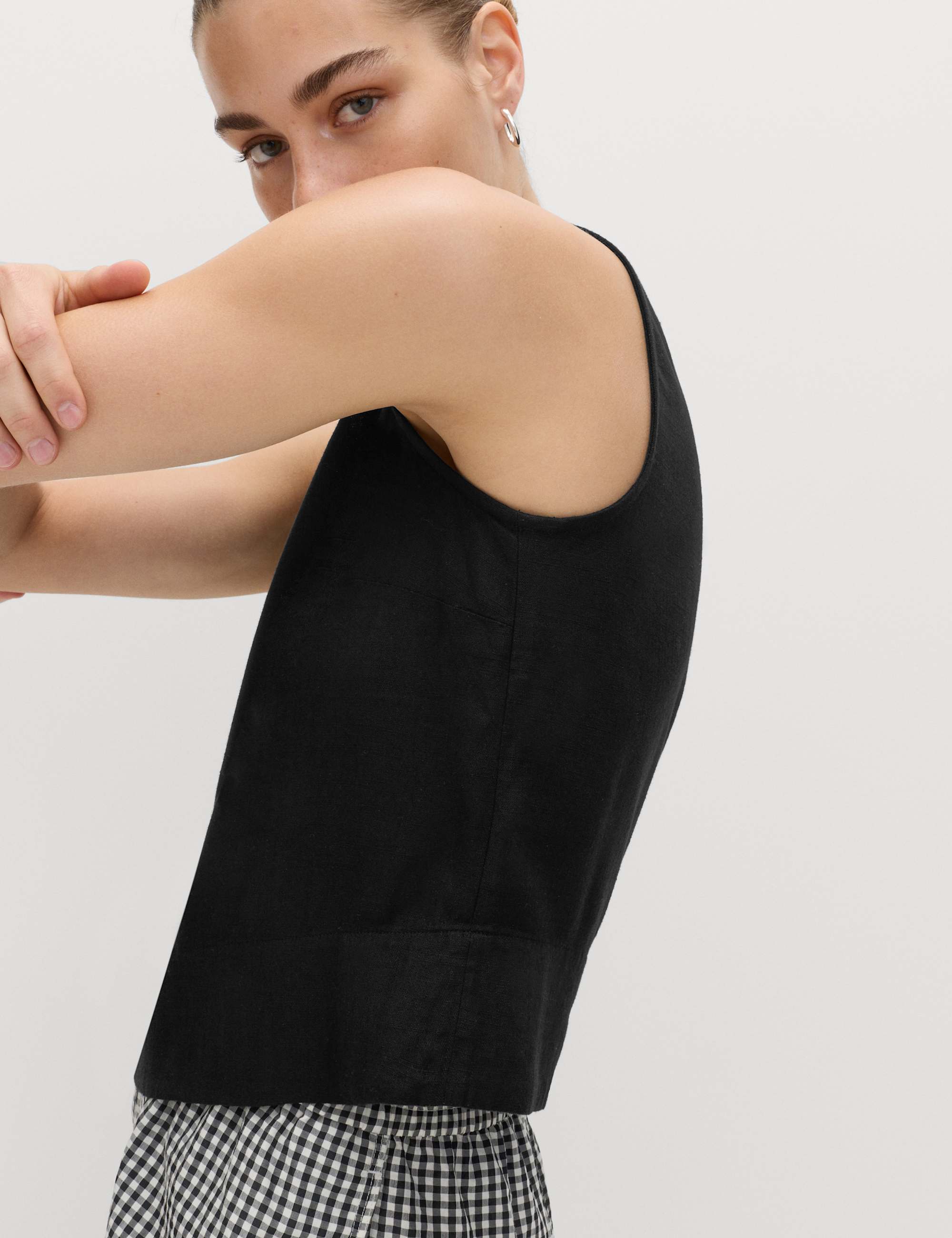 Vest with Linen