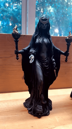 Hecate Niktipolos resin statue mythology decor