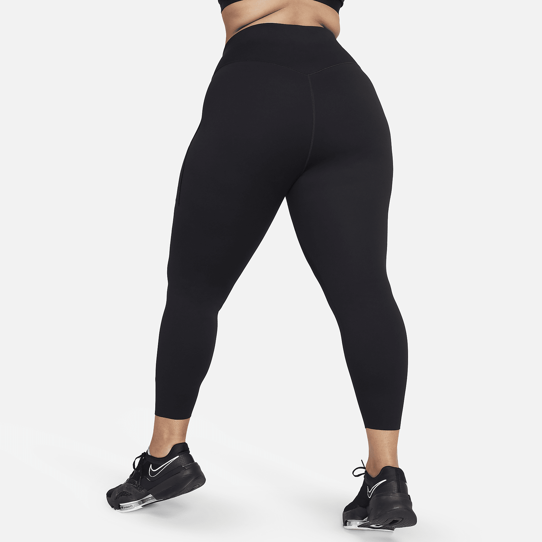 Universa - Women's Medium-Support High-Waisted 7/8 Leggings with Pockets (Plus Size)