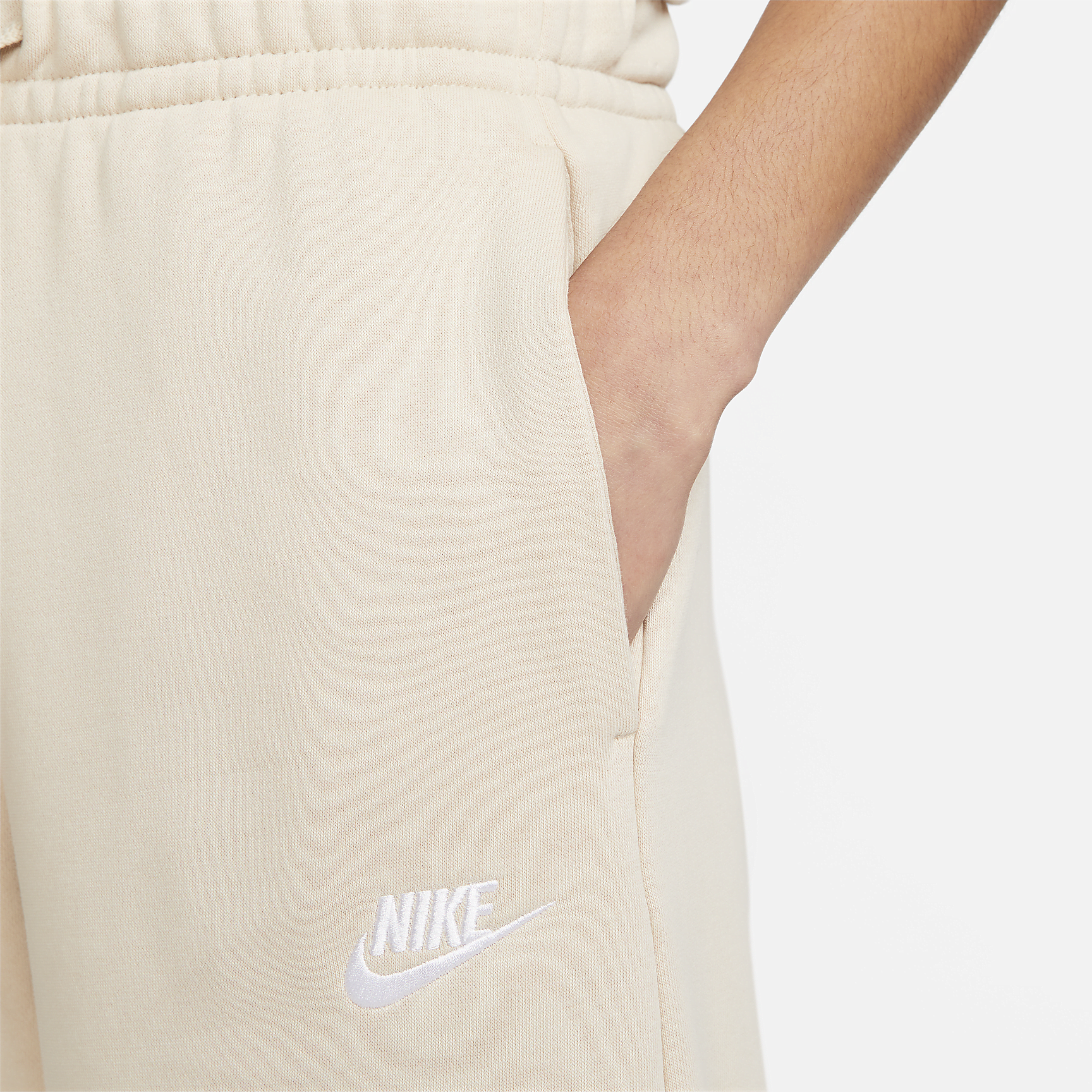 Sportswear Club Fleece - Women's Mid-Rise Wide-Leg Sweatpants