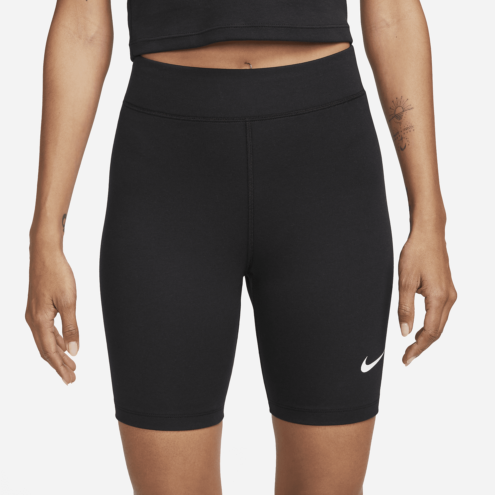 Sportswear Classics - Women's High-Waisted 8" Biker Shorts