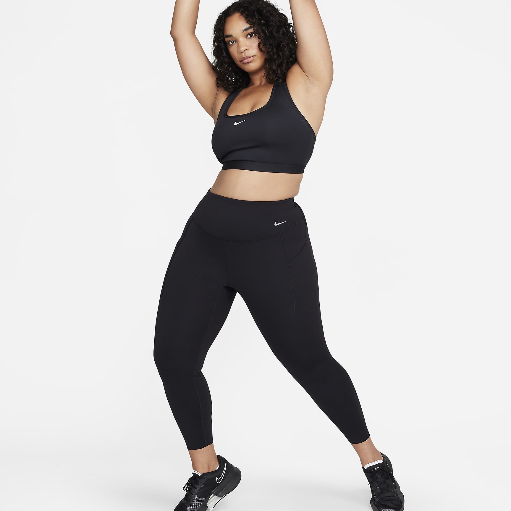 Universa - Women's Medium-Support High-Waisted 7/8 Leggings with Pockets (Plus Size)