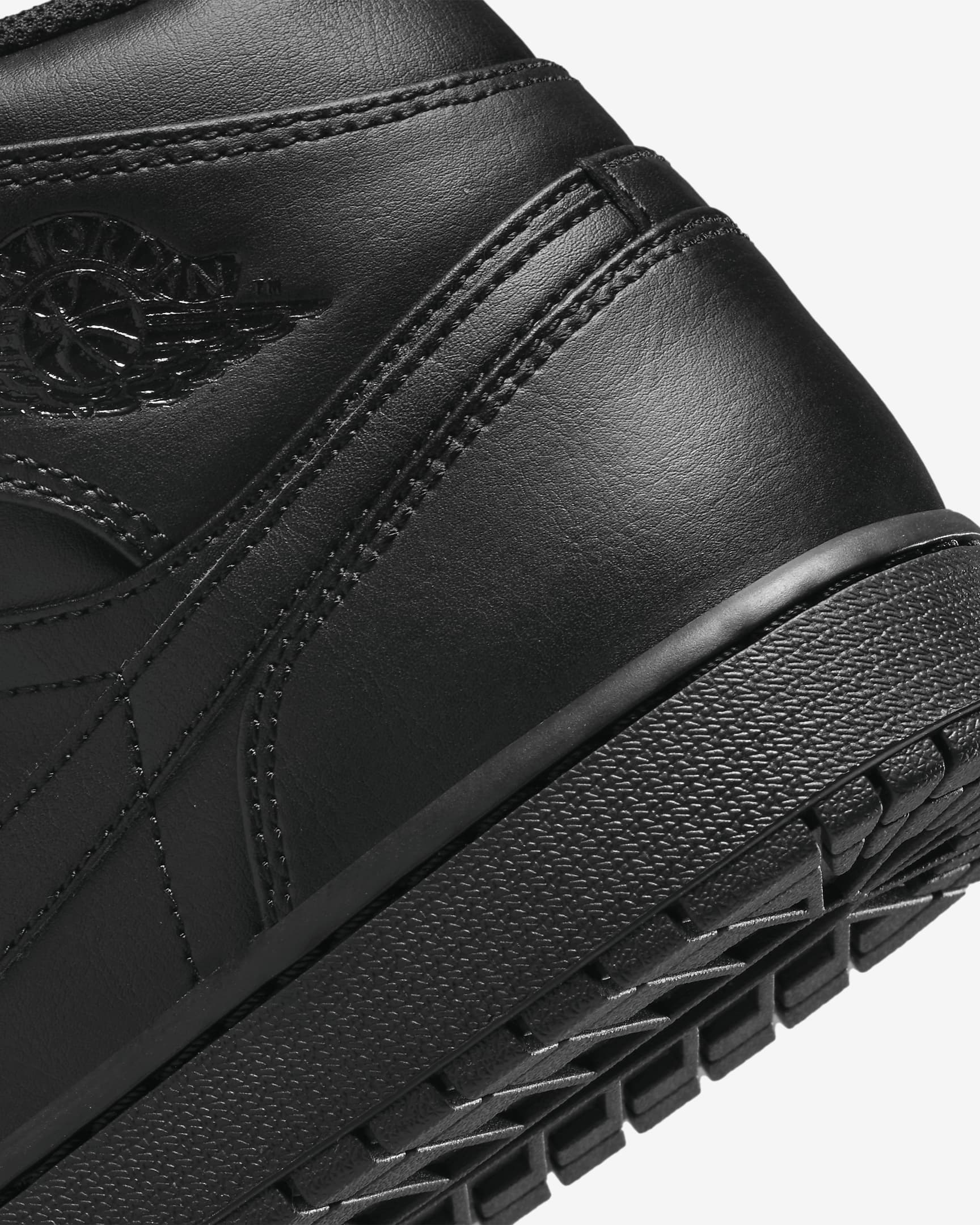 Air Jordan 1 Mid