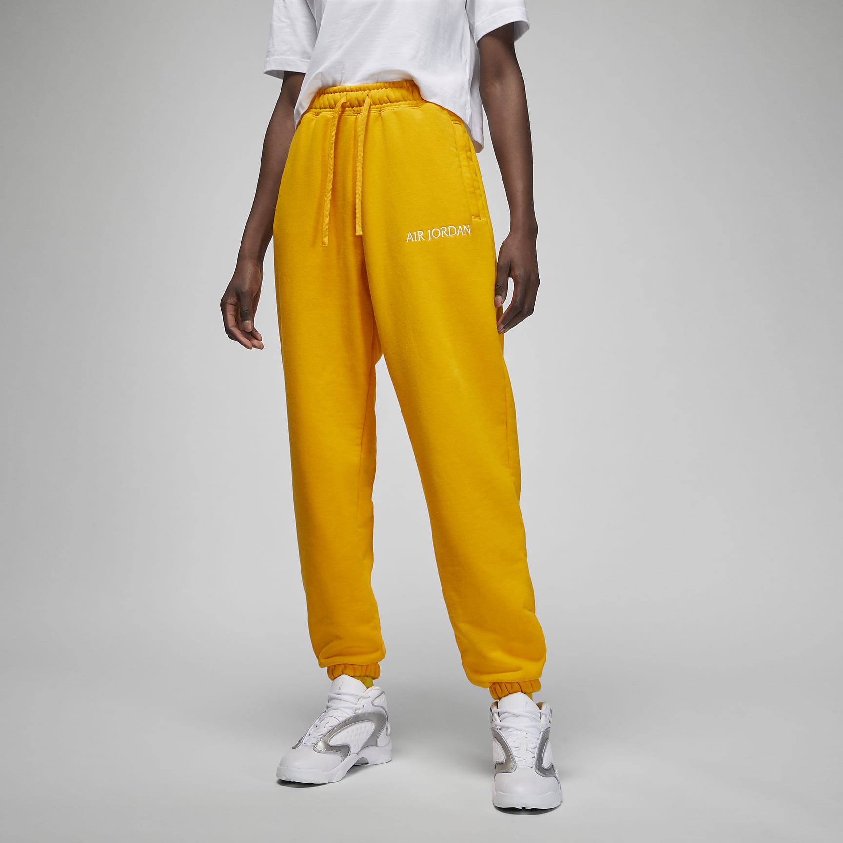 - Women's Sweatpants