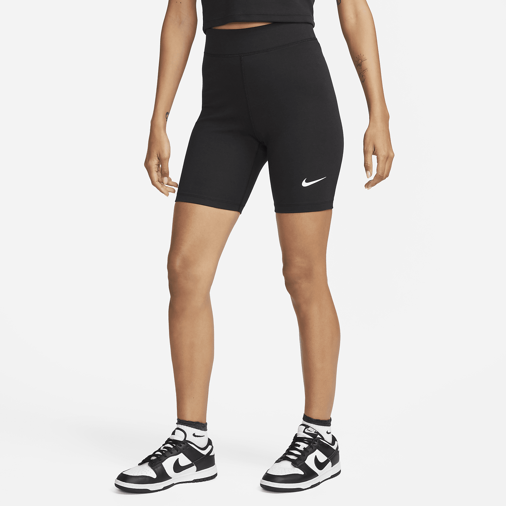 Sportswear Classics - Women's High-Waisted 8" Biker Shorts