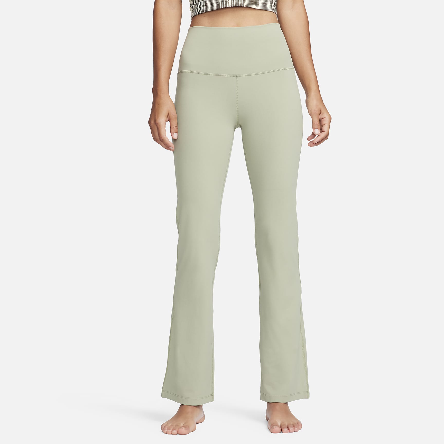 Yoga Dri-FIT Luxe - Women's Flared Pants