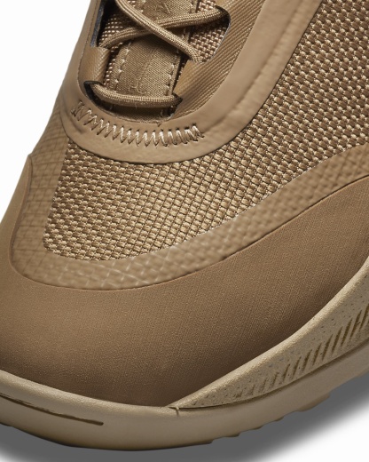 Men閳ユ獨 Elite Outdoor Shoes