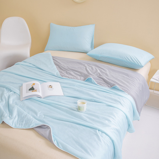 Ice Silk Summer Quilt