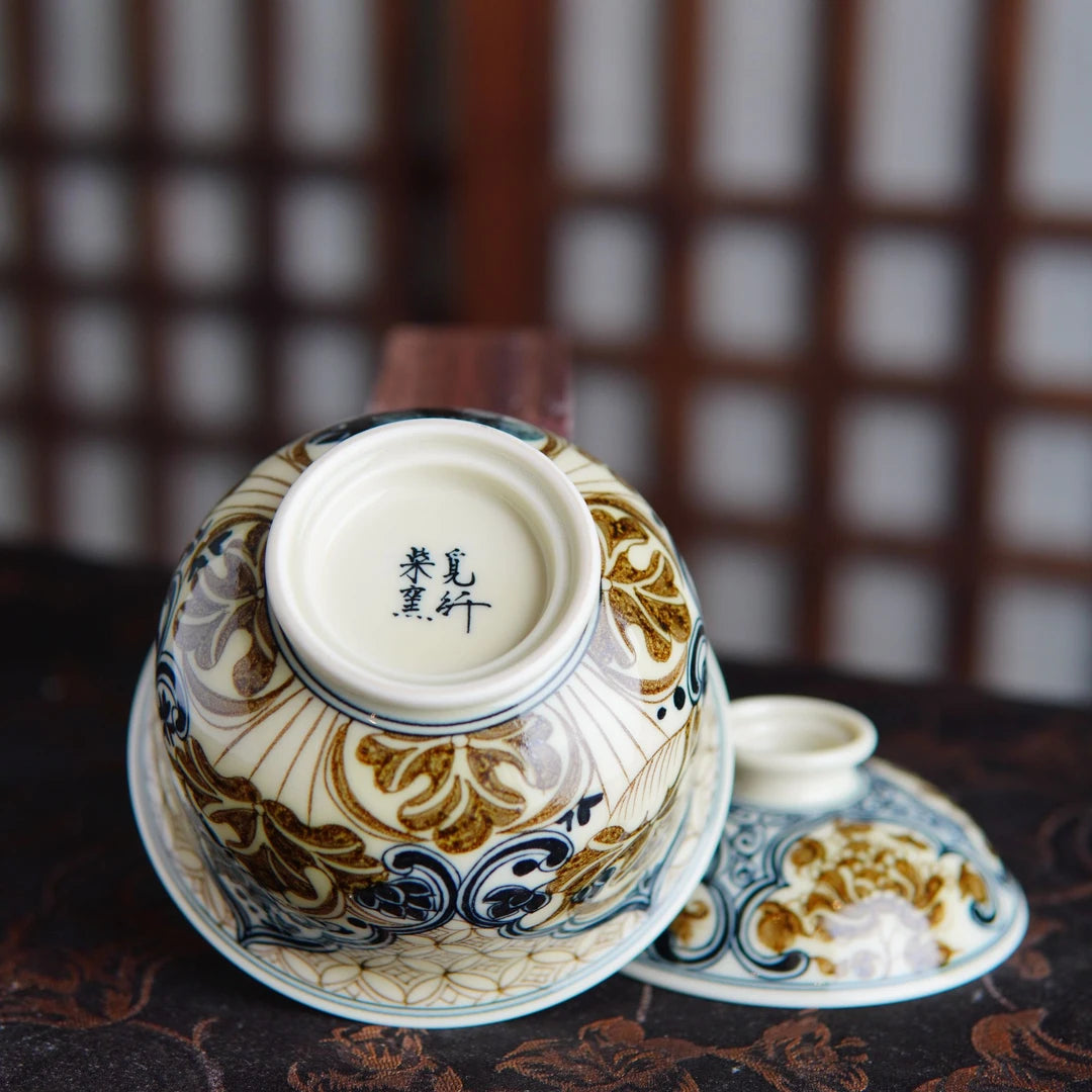 Kungfuyang Hand-Painted Underglaze Gold "Copper Coin" Lotus Gaiwan Set, product view 5