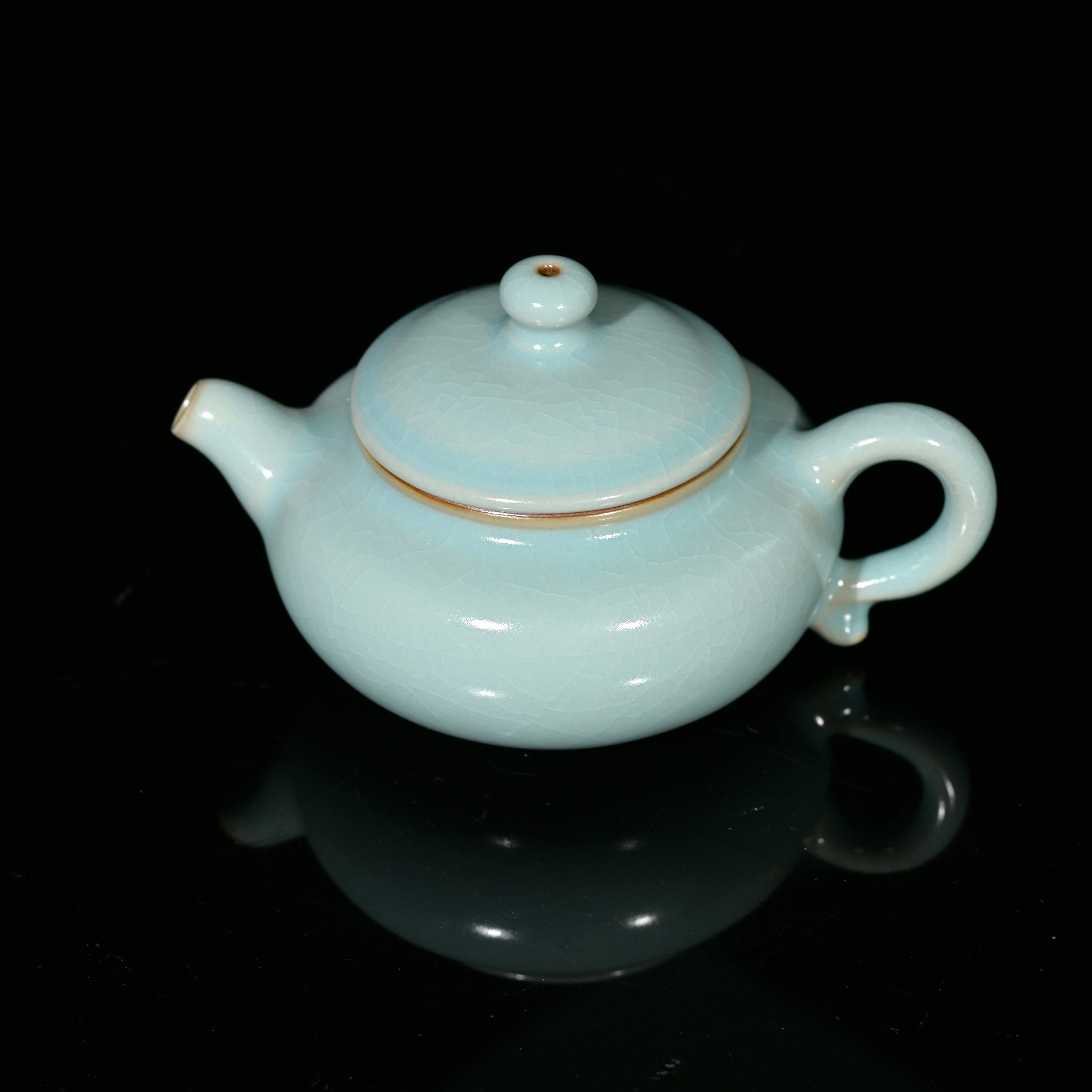 Kungfuyang Ru Porcelain Vintage Glaze Archaized Teapot 180ml, product view 7