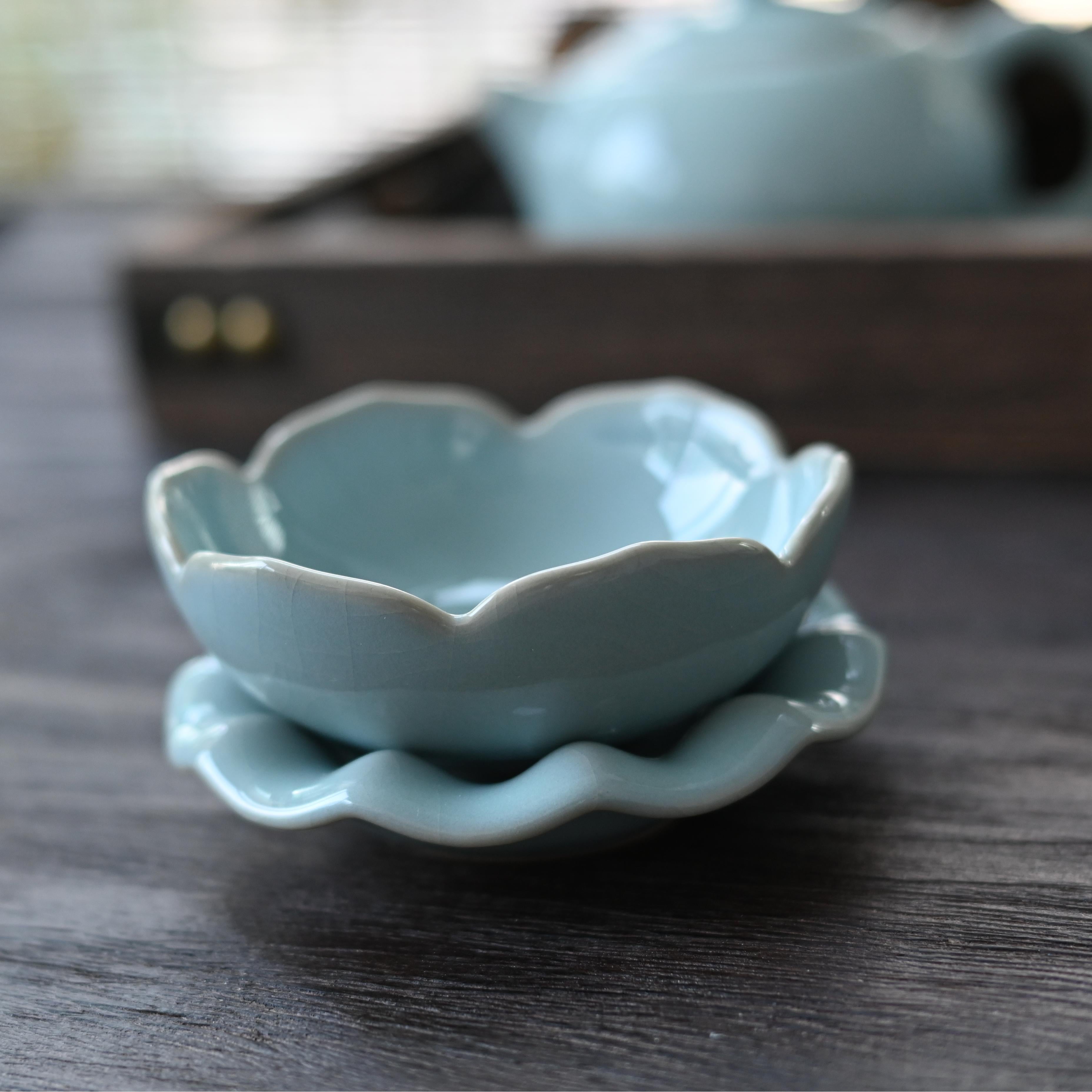 Kungfuyang Ru Porcelain (Ruyao) Lotus Shape Tea strainer / Tea Filter, product view 7