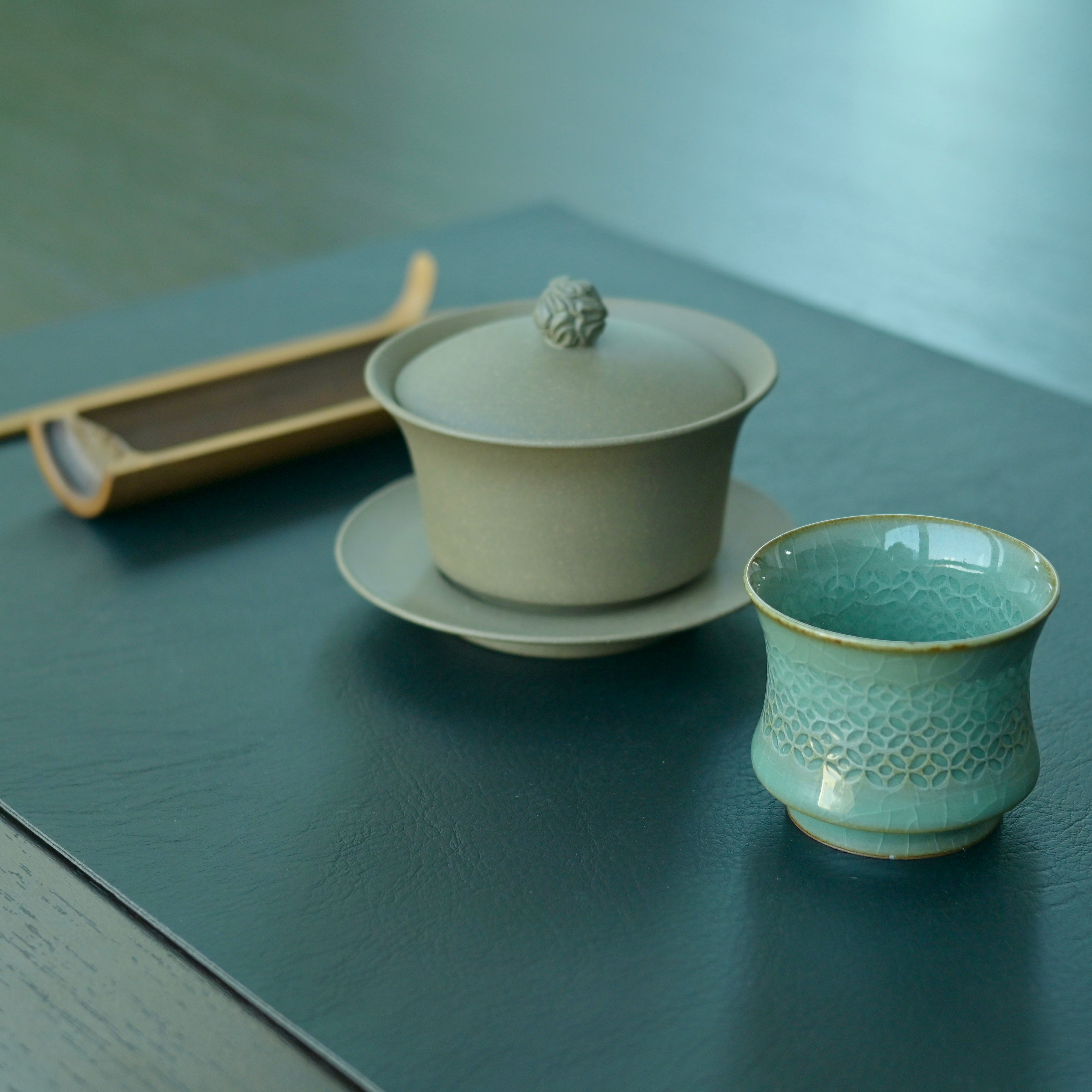 Kungfuyang Longquan Celadon Handmade Underglaze Hollow-Carved Teacup(, product view 5