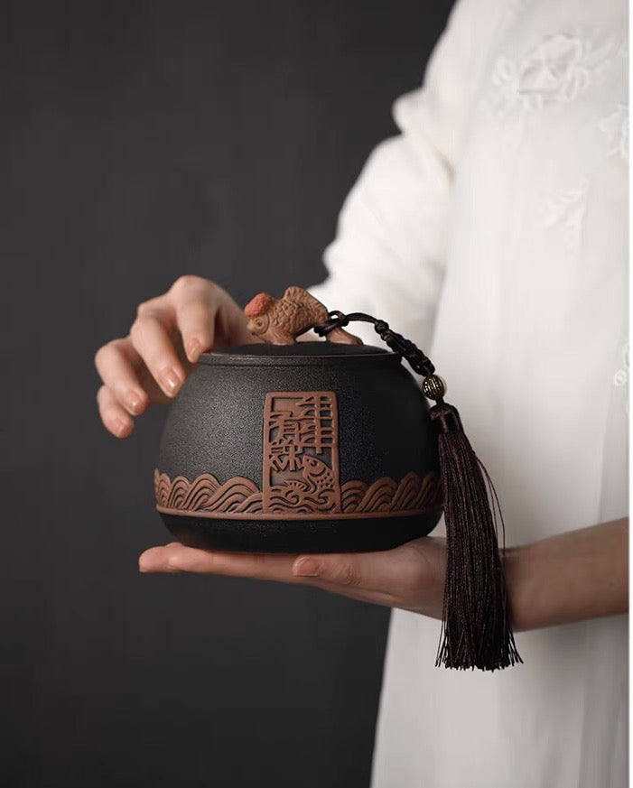 Kungfuyang Chinese Style Retro Coarse Ceramic Tea Canister / Fish Pattern, product view 8