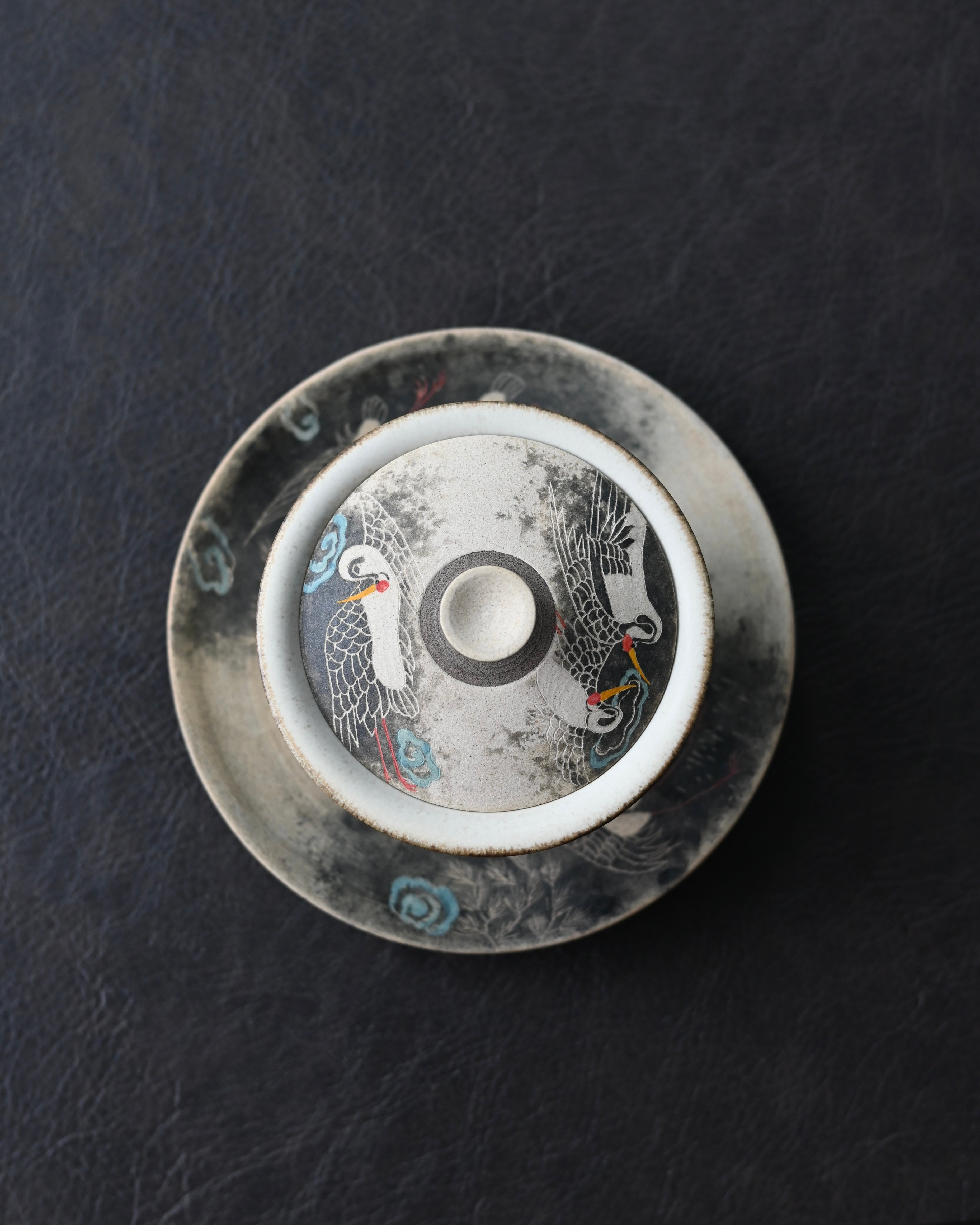 Kungfuyang Jingdezhen Hand-Carved and Hand-Painted Cranes Gaiwan Set, product view 4