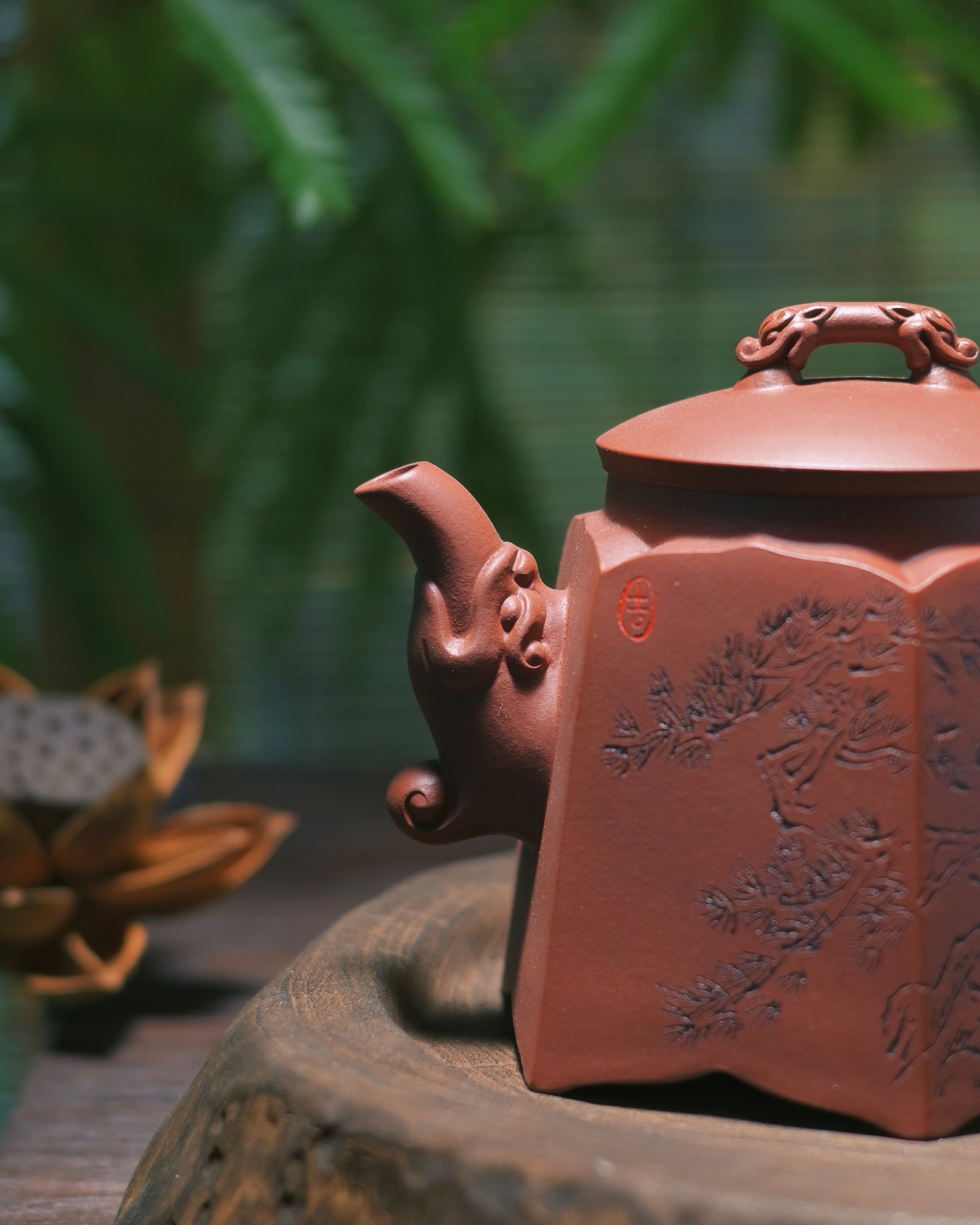 Kungfuyang Yixing Zhuni Clay Hexagonal Teapot 400ml, product view 6