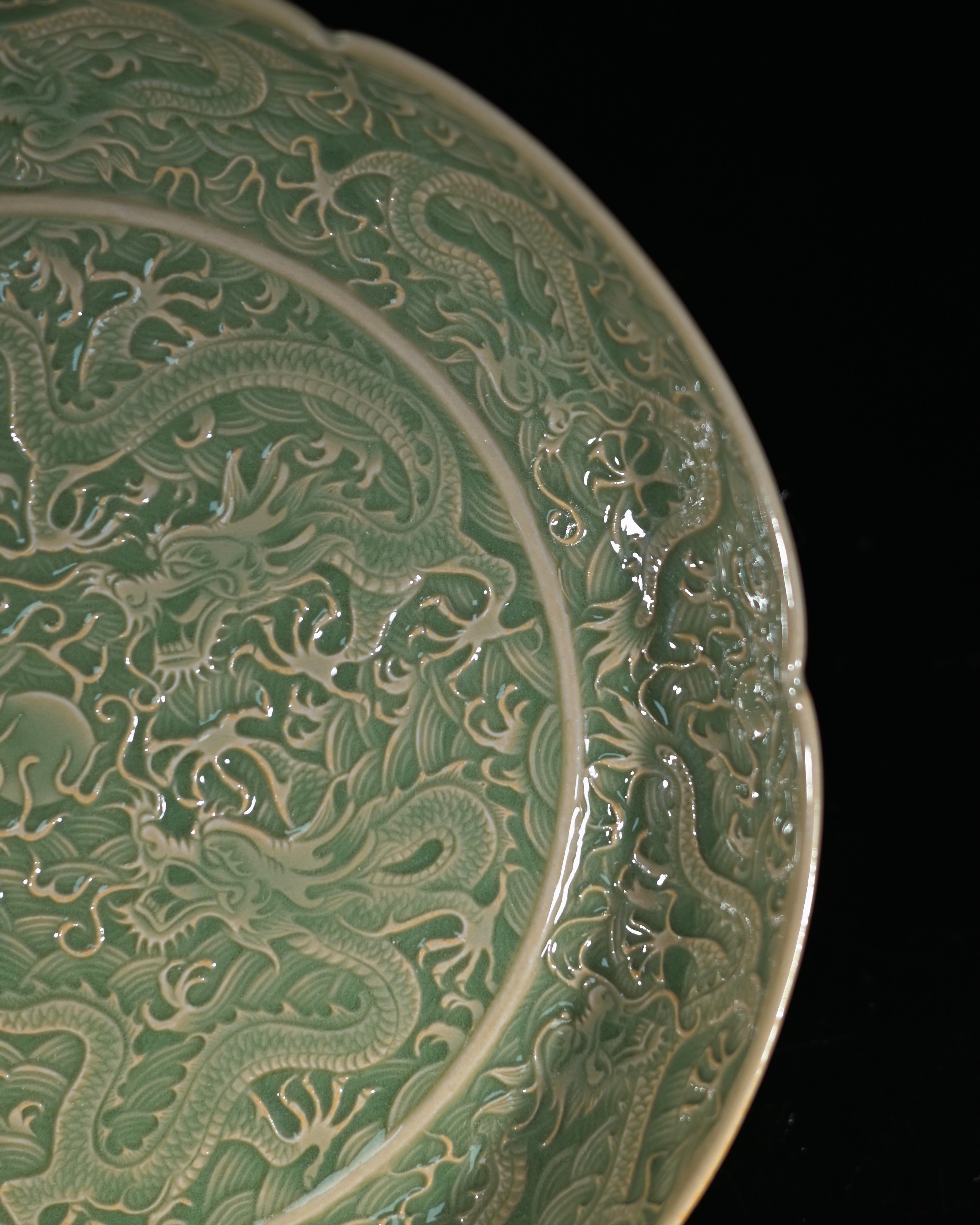 24cm celadon tea tray platter – Celadon Yaozhou Olive-Green Glaze Nine Dragons Plate by Kungfuyang
