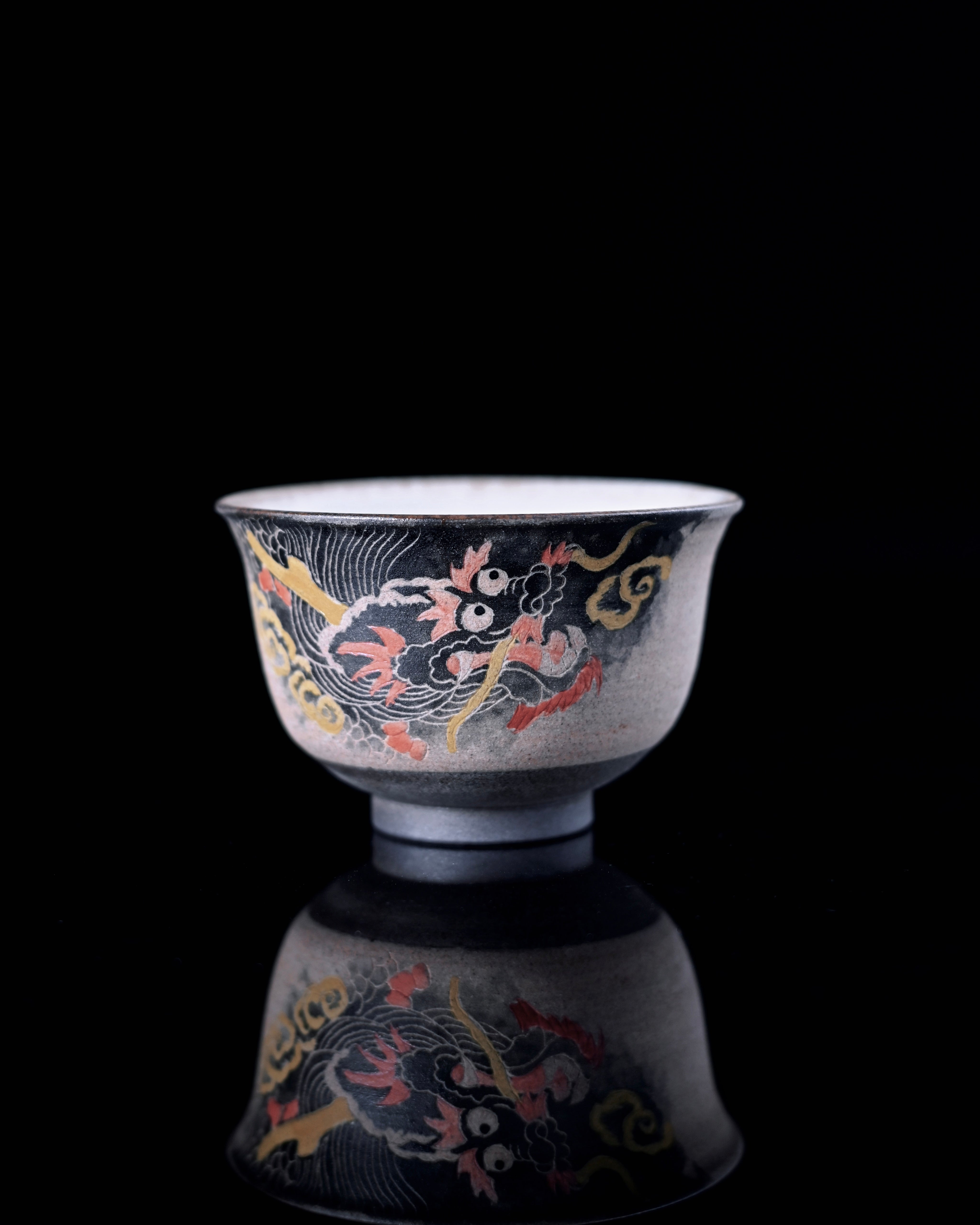 hand painted flying dragon pattern vintage teacup – Jingdezhen Hand-Carved and Hand Painted Dragon Teacup by Kungfuyang