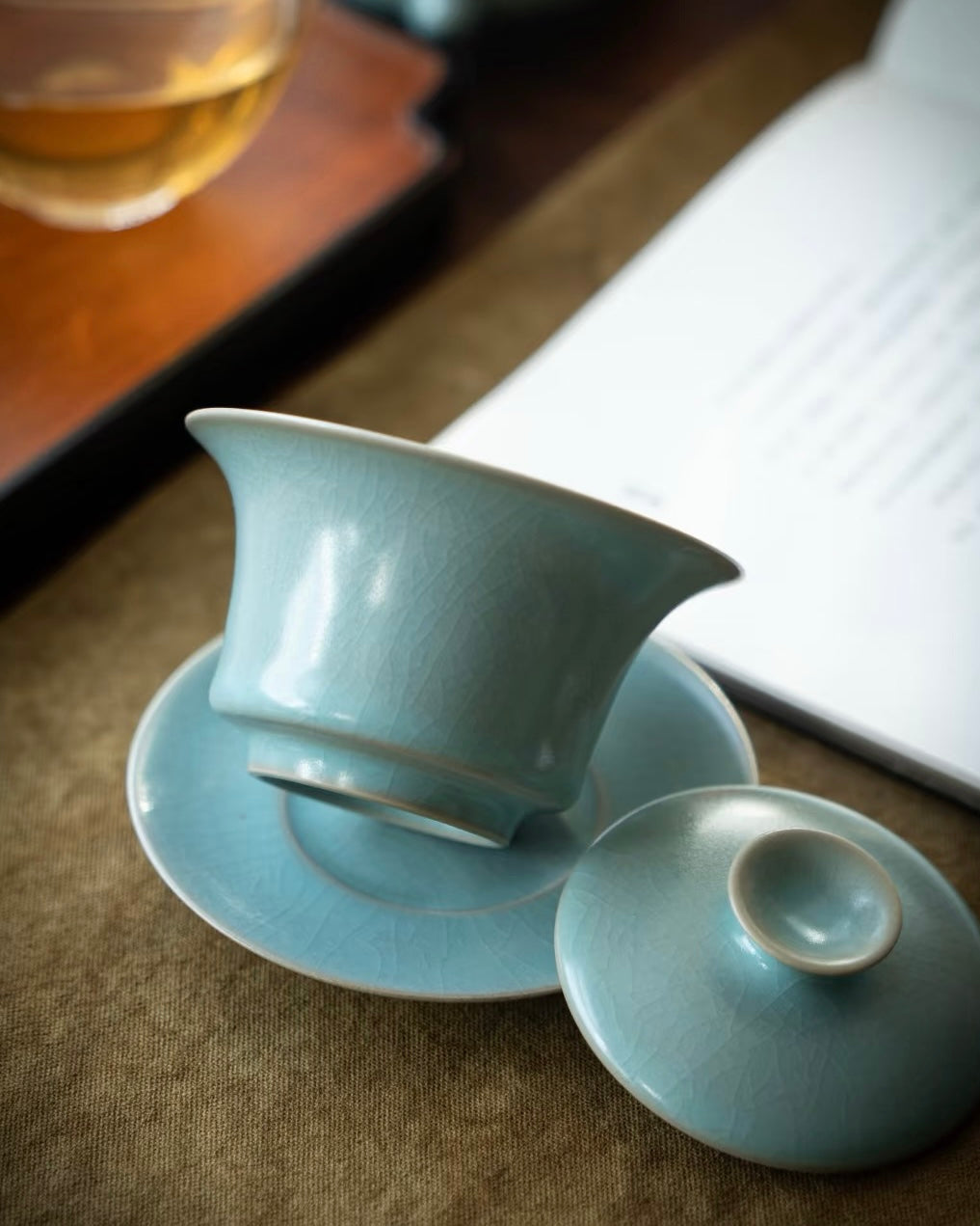 ru ware gaiwan set – Ru Porcelain Vintage Glaze Crackles Gaiwan / Tea Bowl by Kungfuyang