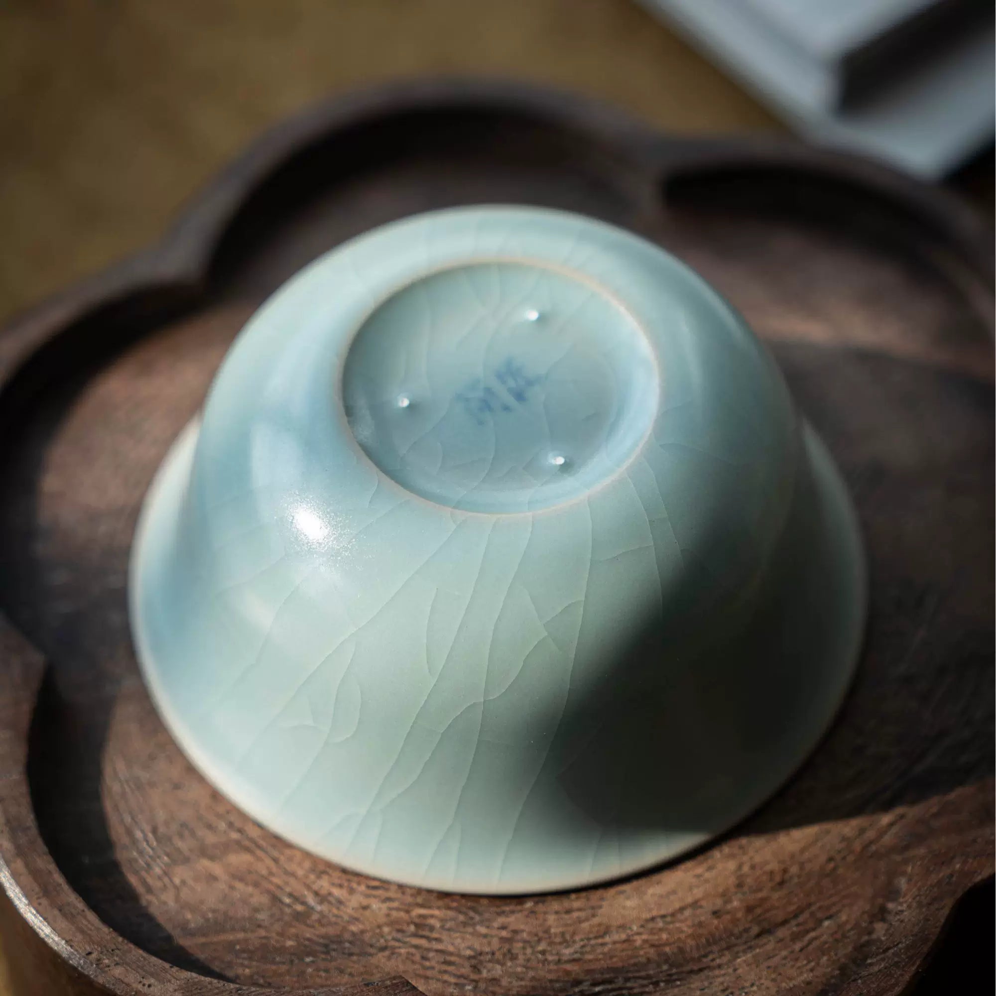 O1CN01chfH9p2J1r1bhg6gH – Ru Ware "Sesame Nail" Teacup Ice-Crackle Pattern 80ml by Kungfuyang