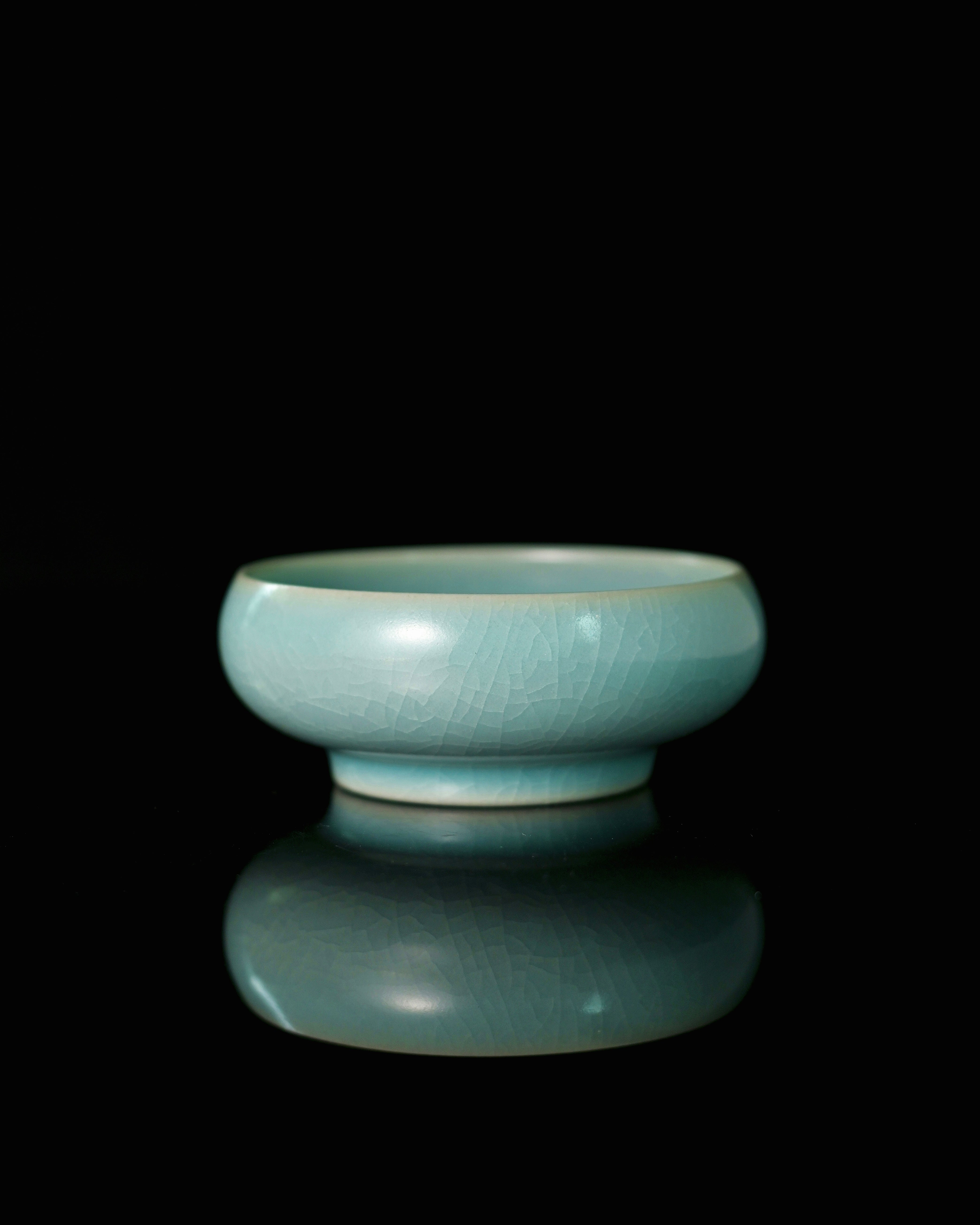 Wide mouth celadon cup with flared rim specifically shaped for Pu-erh tea brewing rituals by Kungfuyang