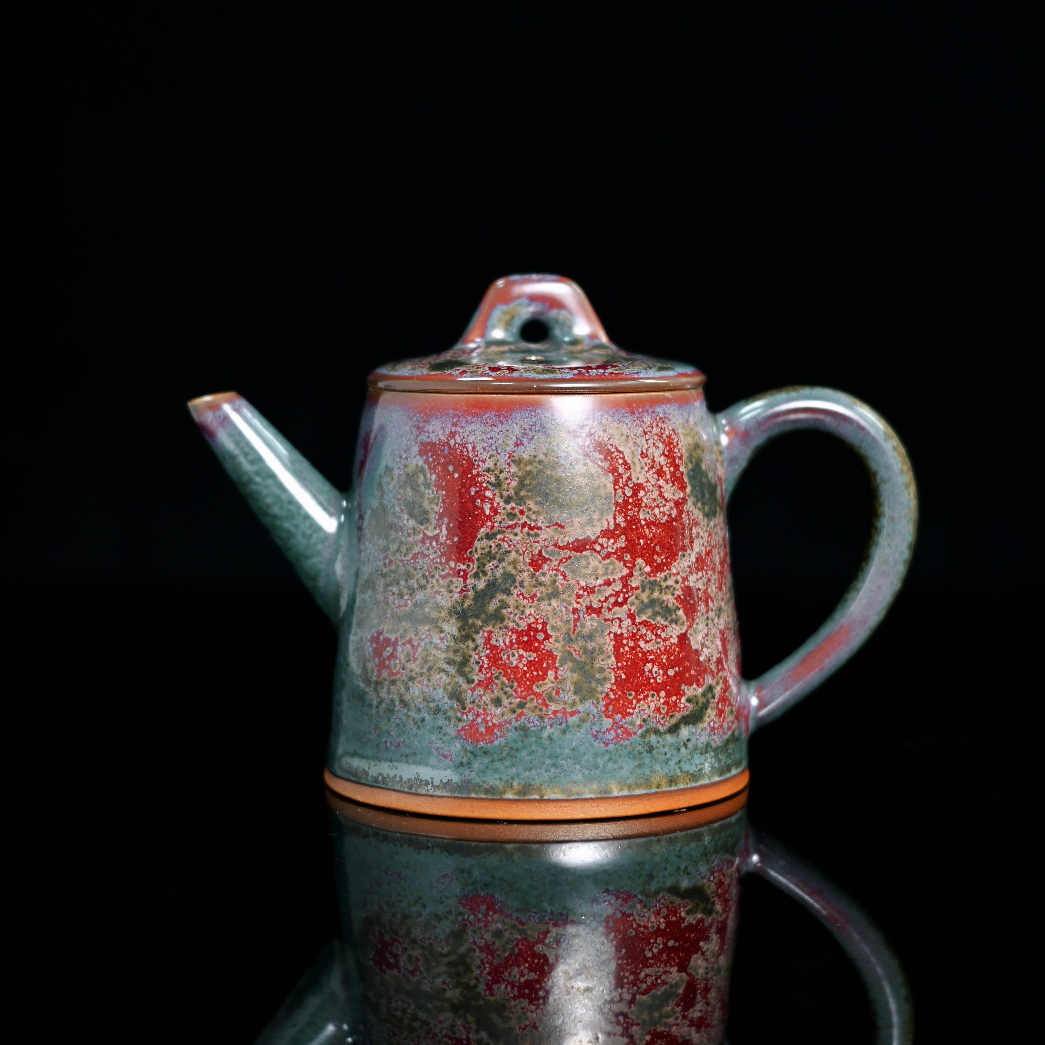 6C532527 0556 4450 84B4 E63CA1E21C13 – Jun Ware Qinquan Teapot 220ml by Kungfuyang