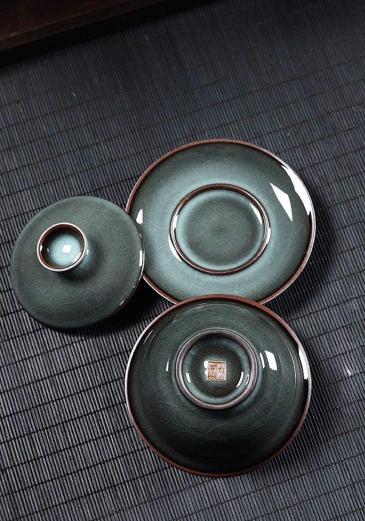 longquan celadon crackle pattern tea set – Longquan Celadon Tea Bowl(Gaiwan) Iron Clay Dark Green by Kungfuyang