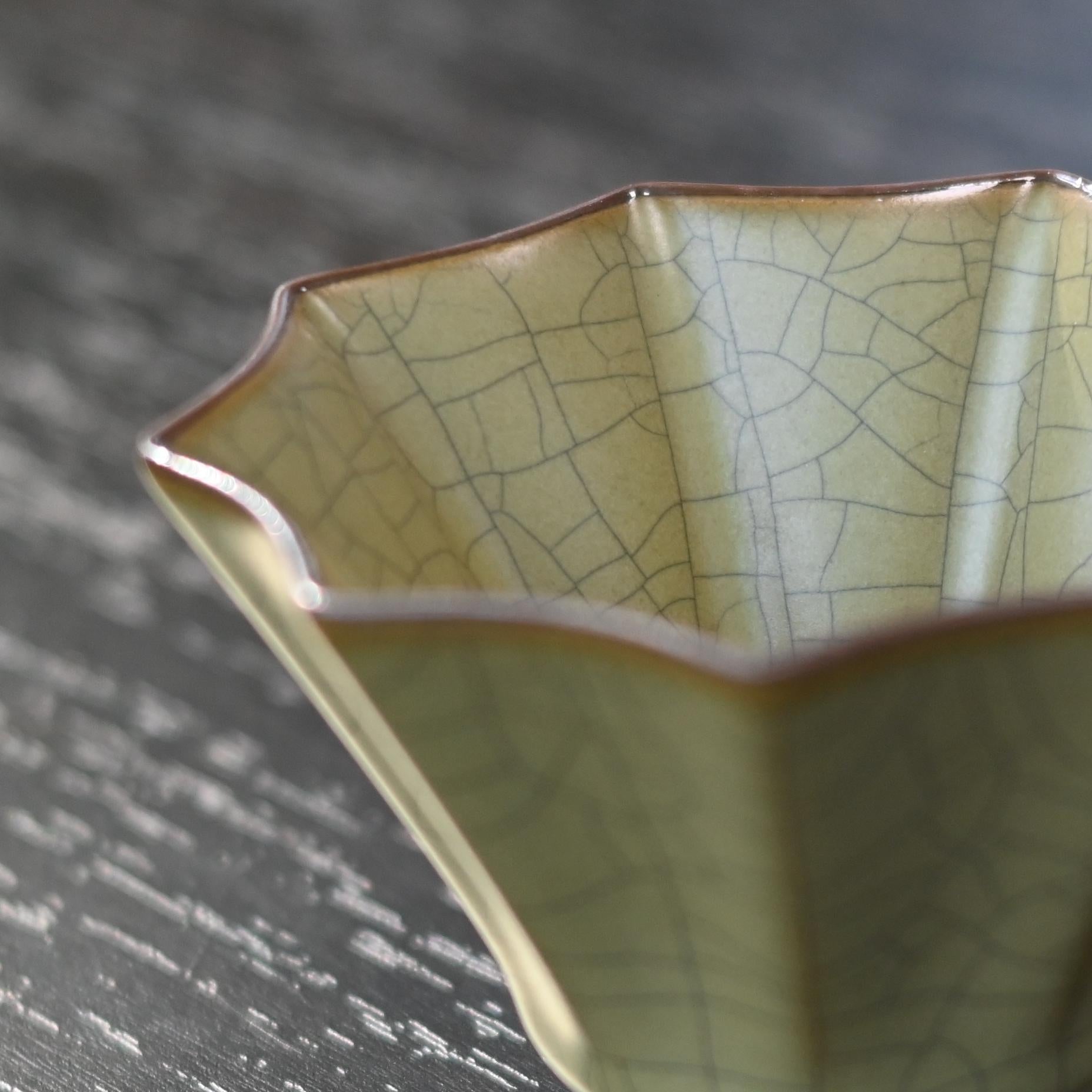 Kungfuyang Longquan Celadon – Ge Kiln Enneagon Flower Shape Host Teacup, product view 6