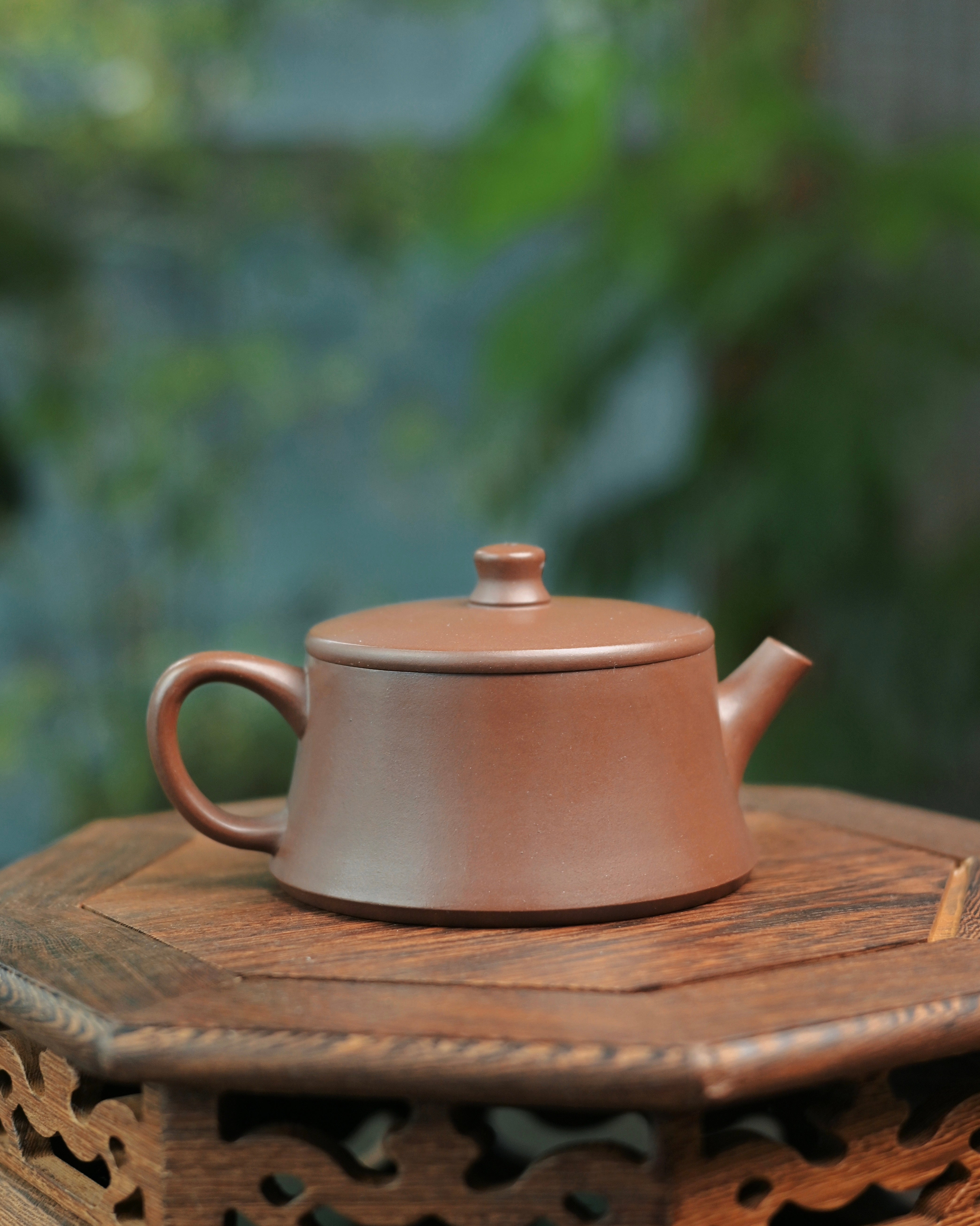 yixing zisha clay teapot 01fa8685 d4a3 – Handmade Yixing Zisha "Dicao Qing" Plinth Teapot by Kungfuyang