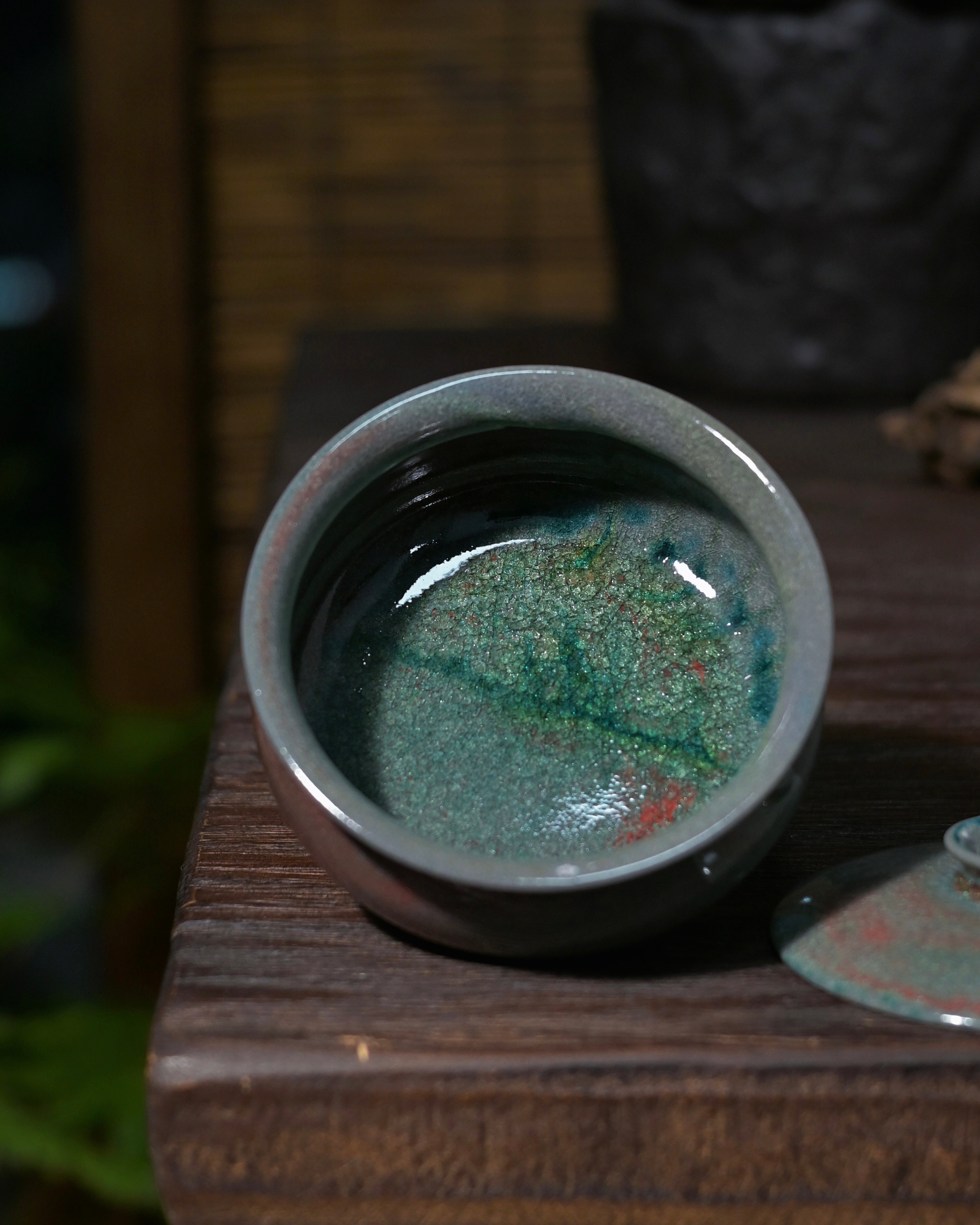 Kungfuyang Unique Piece Wood-Fired Soda Kiln Kohiki Green Gaiwan 120ml, detail 2
