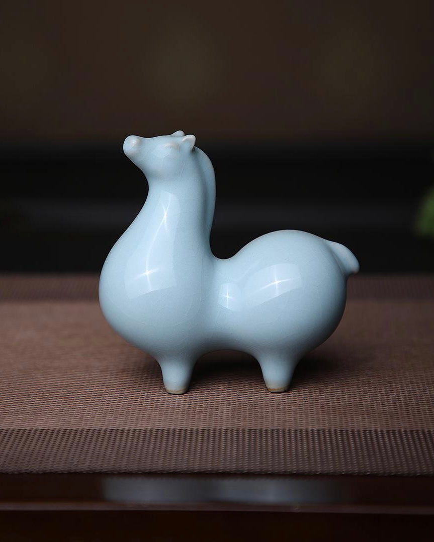 Chinese tea table companion figure with unglazed underside for absorbing poured tea rinse by Kungfuyang