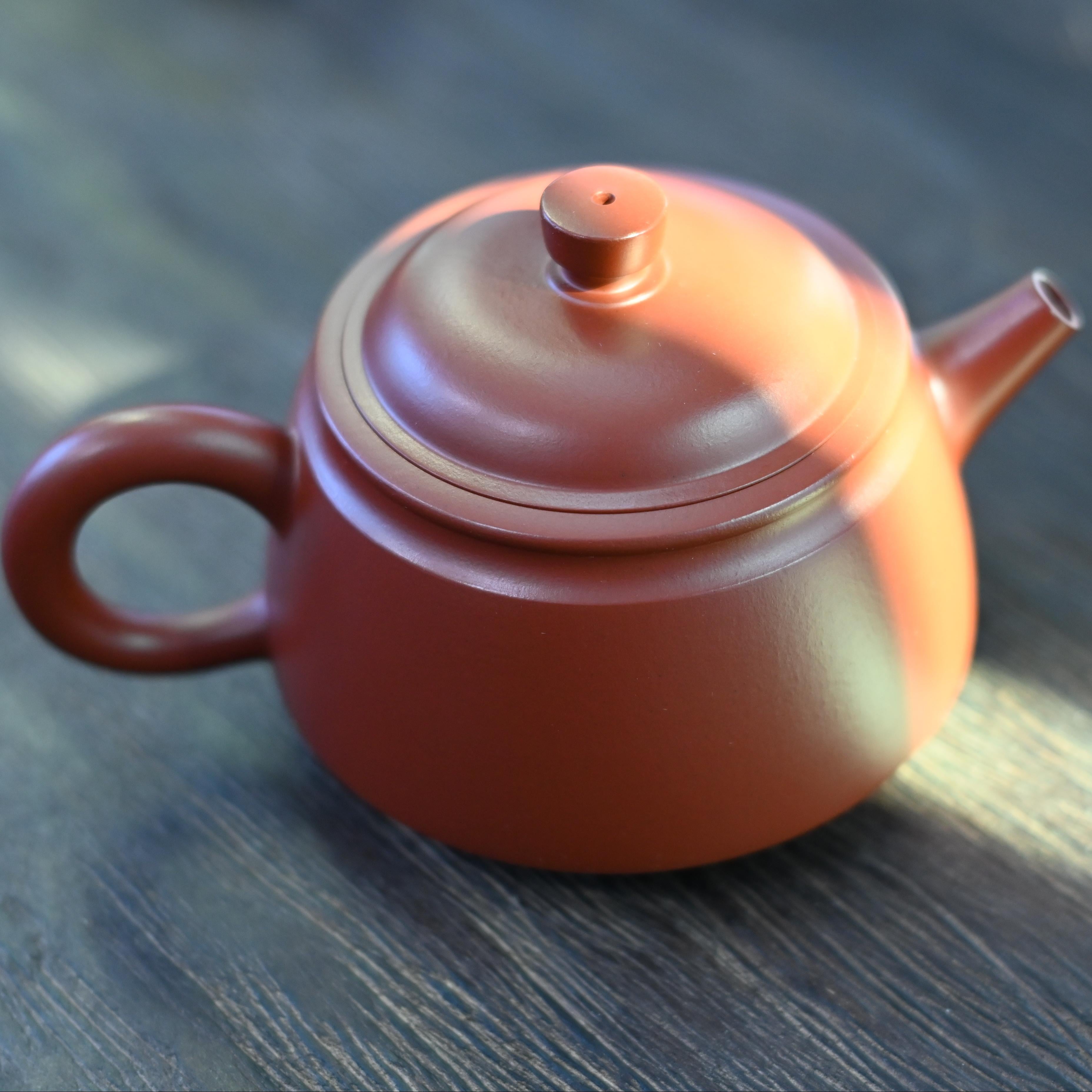 BBD553FC DBF2 45EA 9D2F C8E8B409DC43 – Yixing Purple Clay Teapot “Julun” Style by Kungfuyang