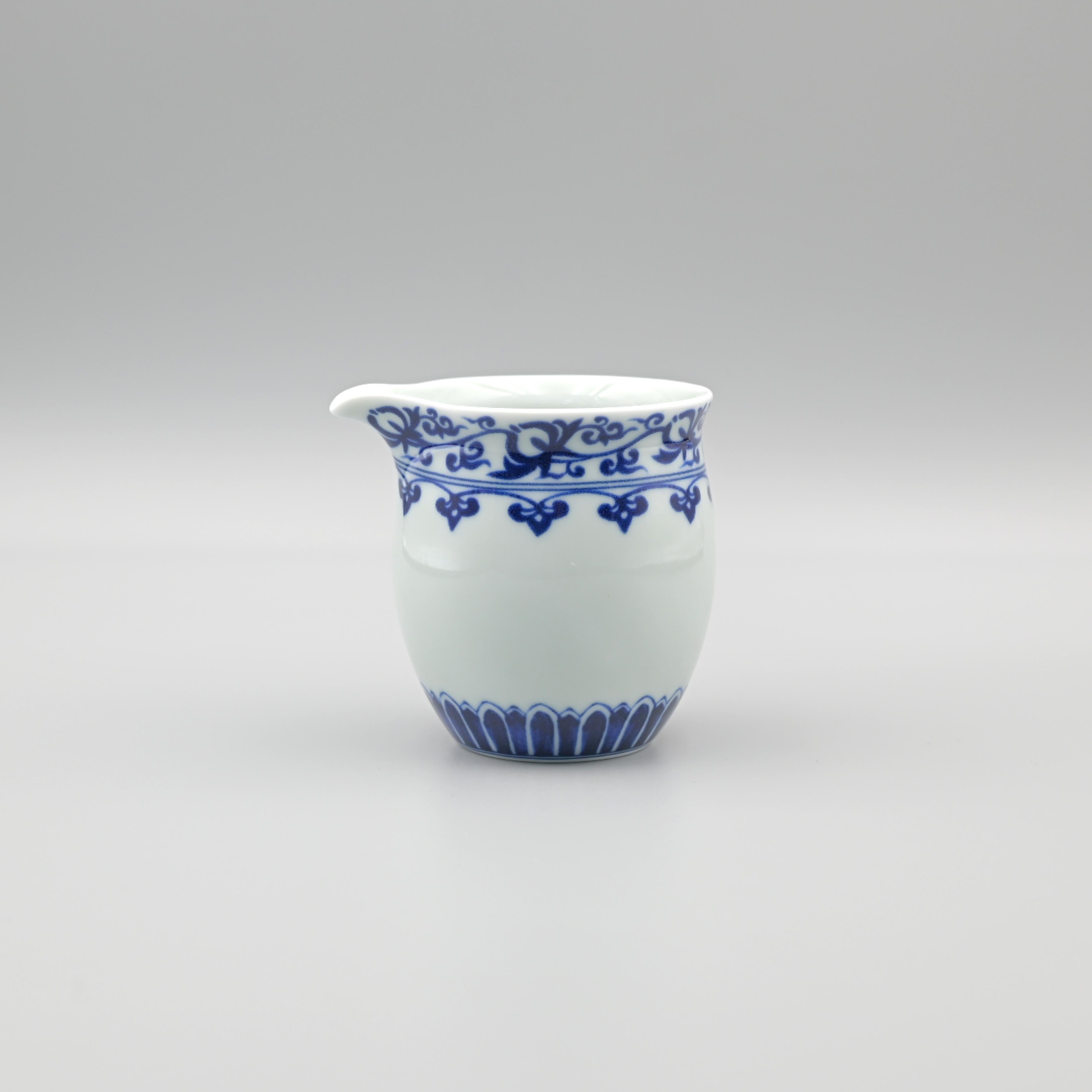 Kungfuyang Jingdezhen Blue and White Porcelain Lotus Scrolling Pattern, product view 2