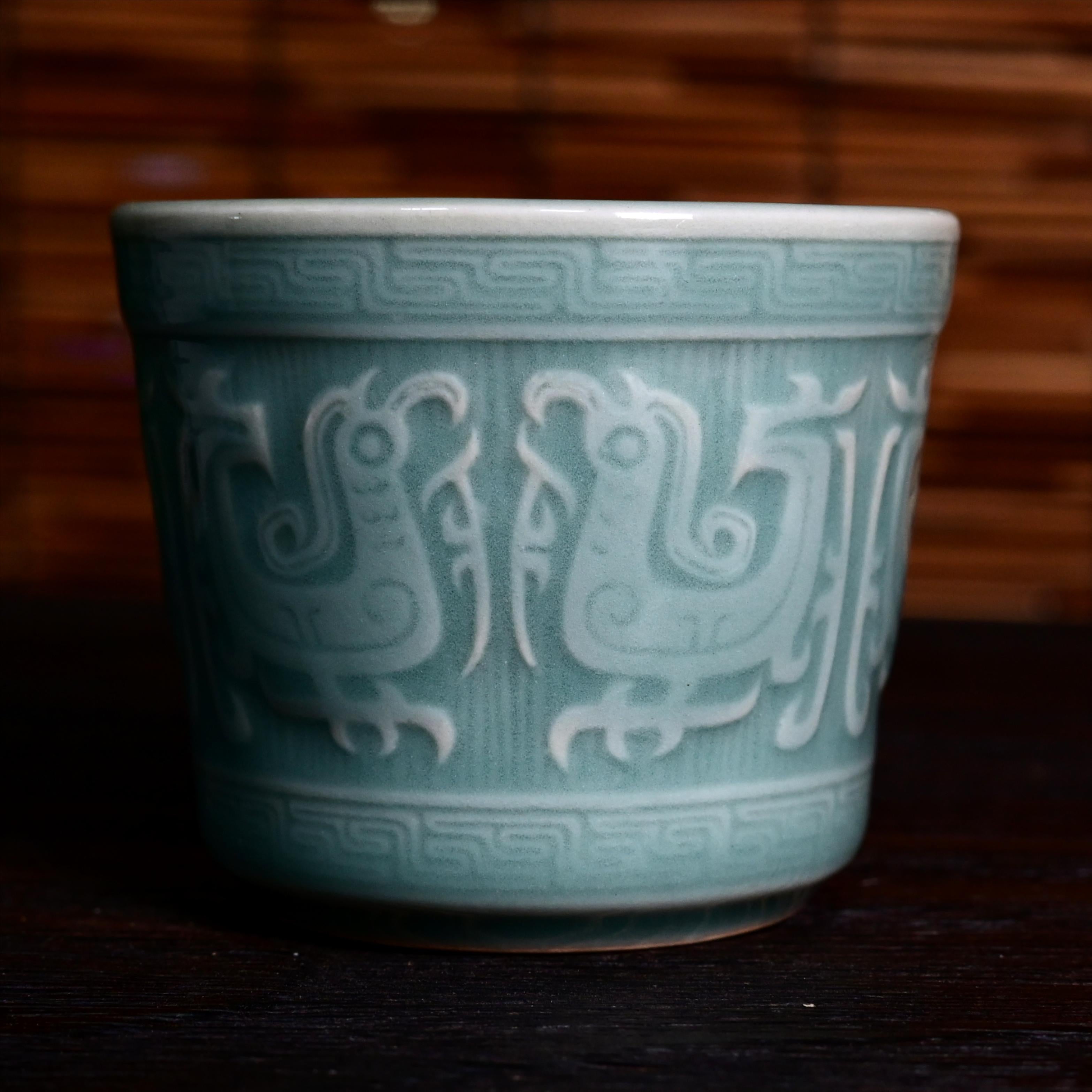 Kungfuyang Longquan Celadon Celestial Blue Six-Phoenix Totem Master’s Cup, product view 5