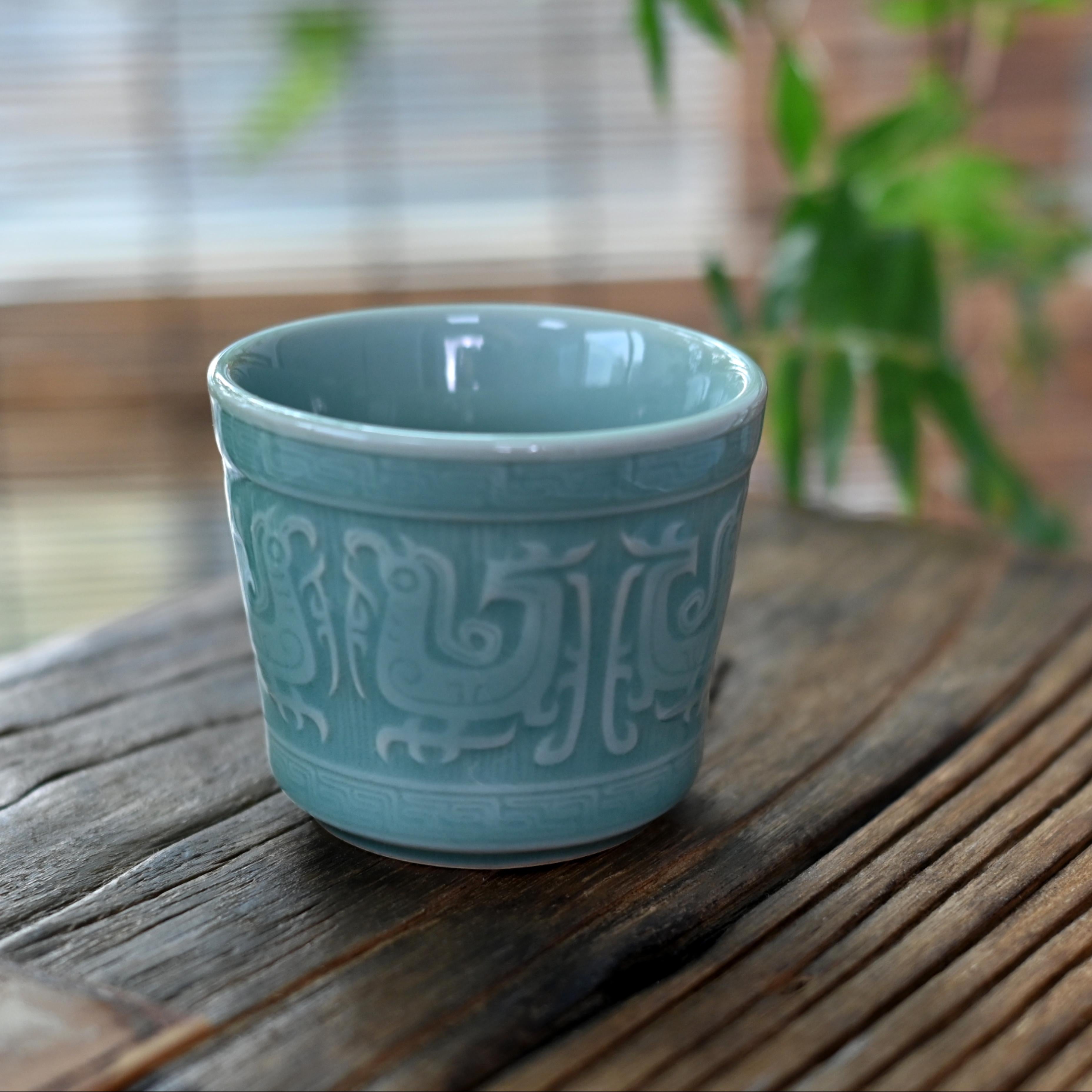 Kungfuyang Longquan Celadon Celestial Blue Six-Phoenix Totem Master’s Cup, product view 6