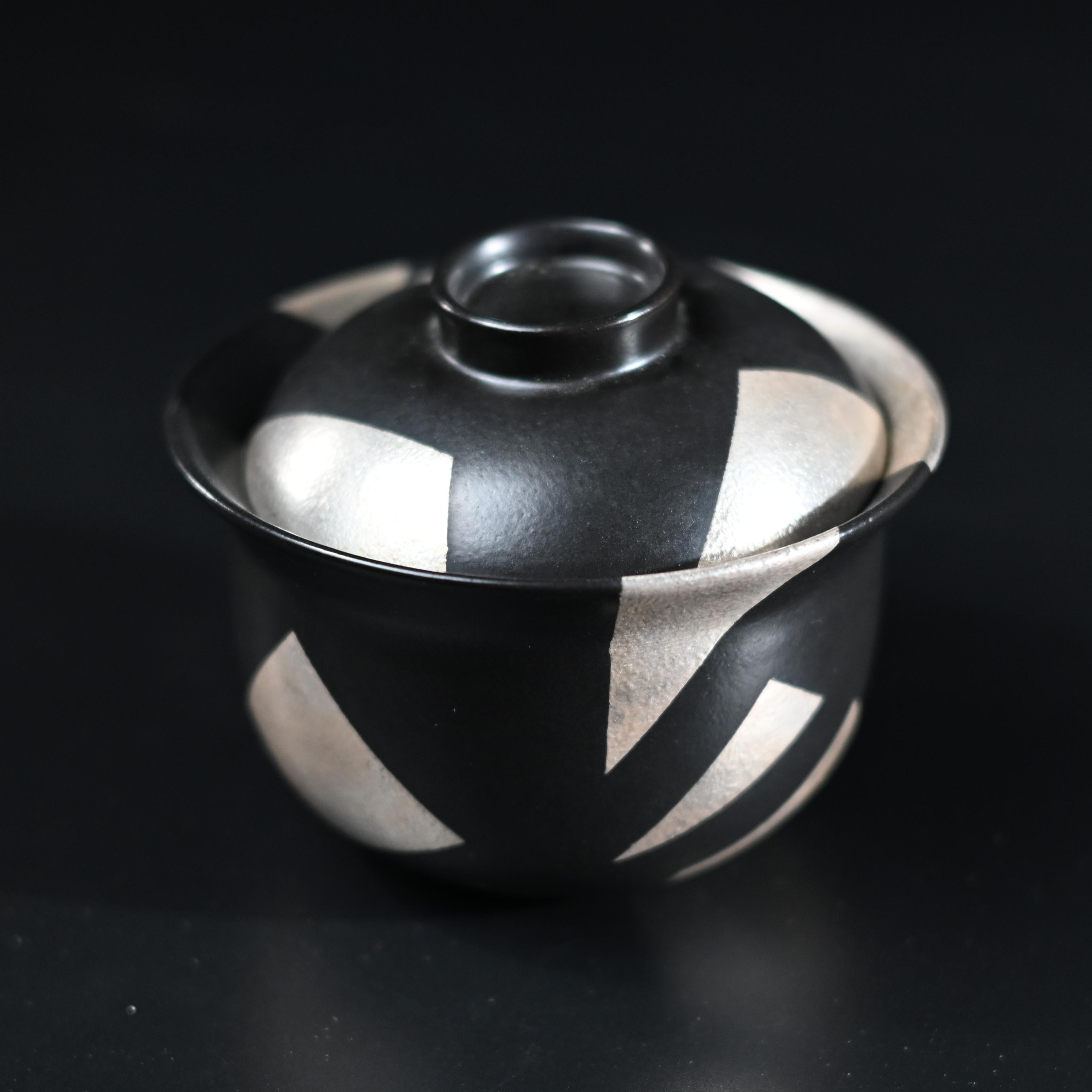 Kungfuyang Unique Piece Silver-glazed Irregular Geometric Black-and-white, product view 4