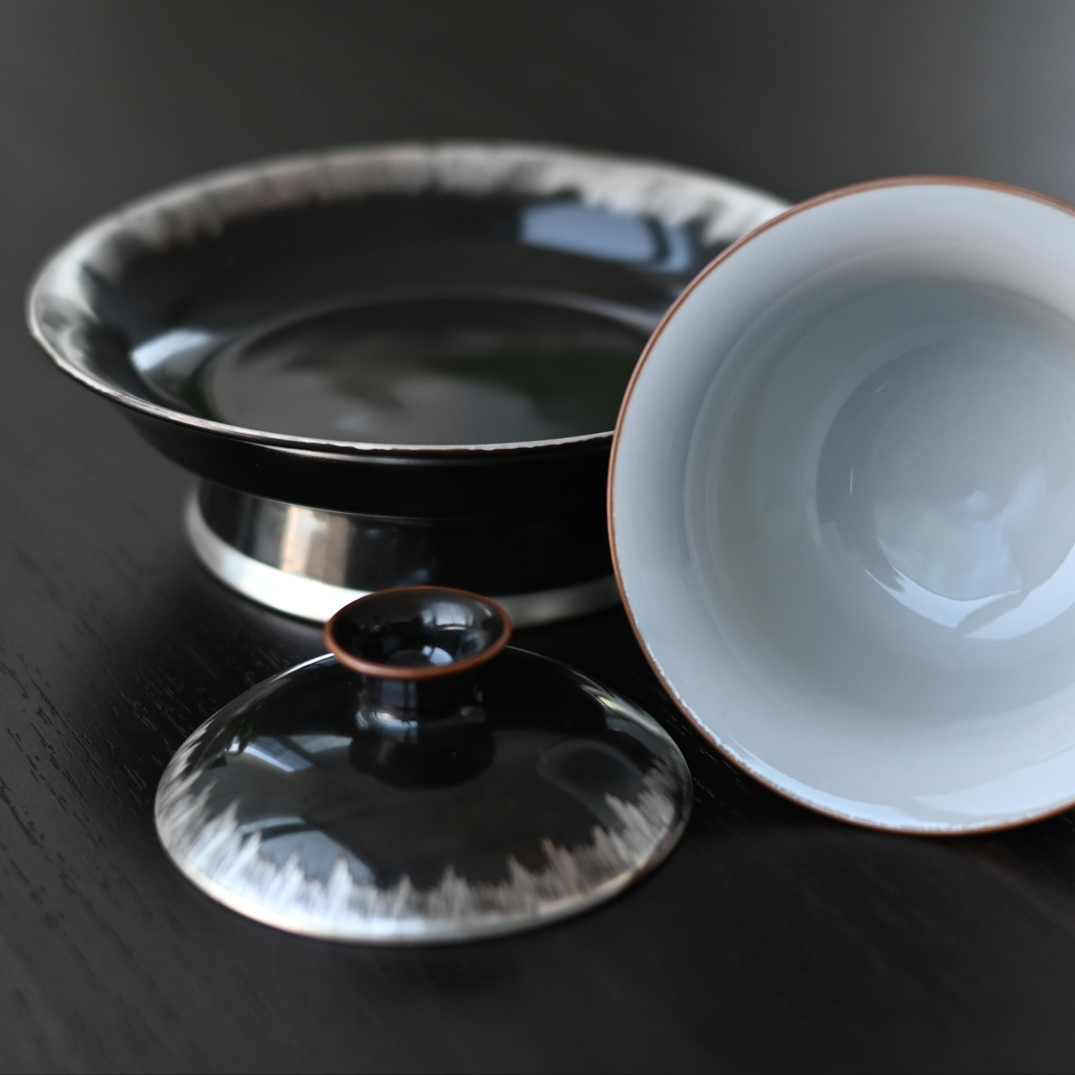Kungfuyang Silver-glazed Black and White Gaiwan with Saucer, product view 5