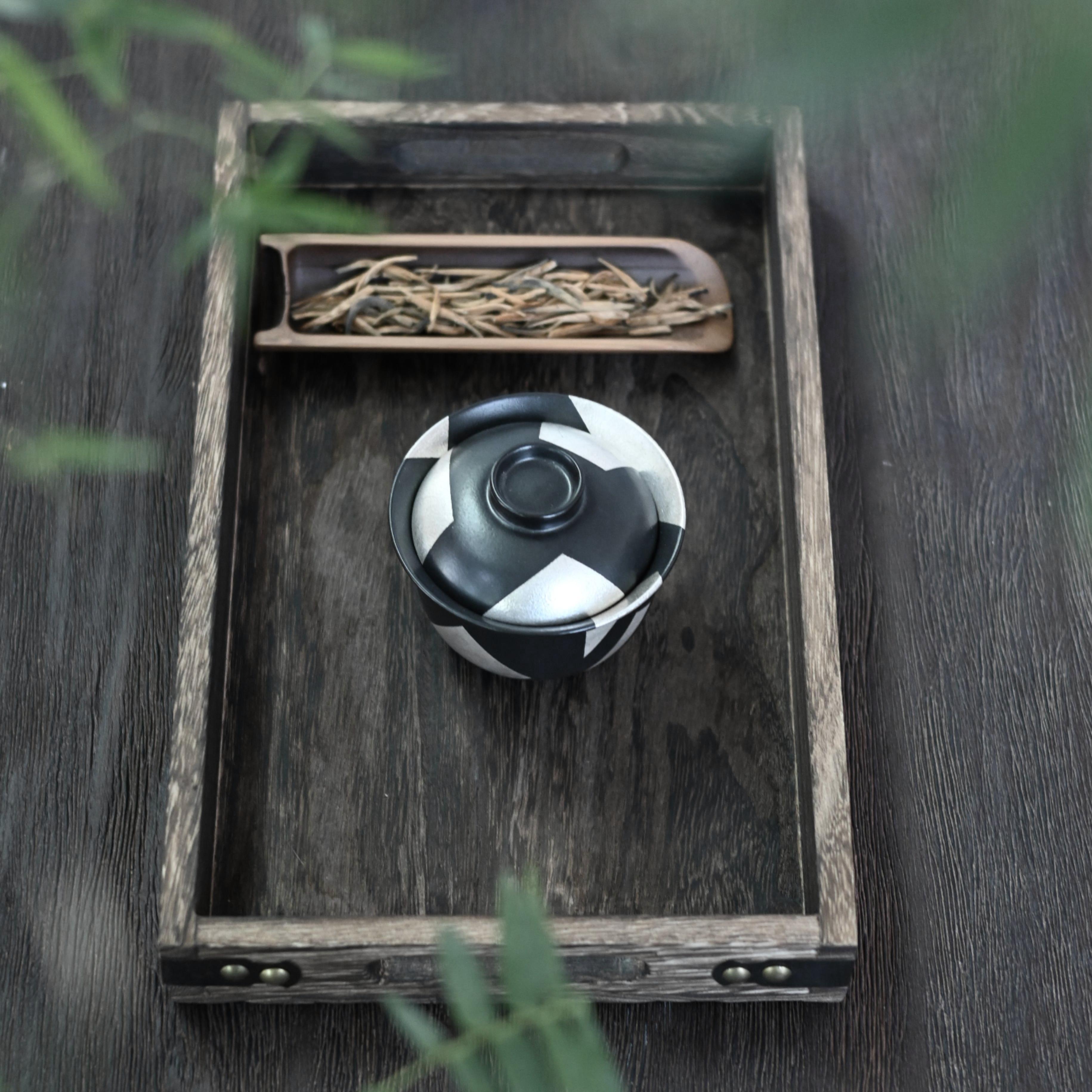 Kungfuyang Unique Piece Silver-glazed Irregular Geometric Black-and-white, product view 7